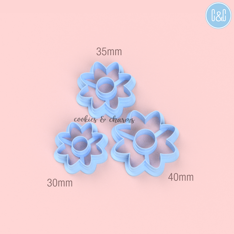 Sunflower donut shape clay cutter size.png