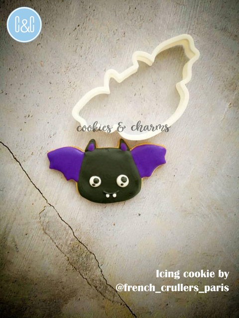 Bat cookie cutter.png