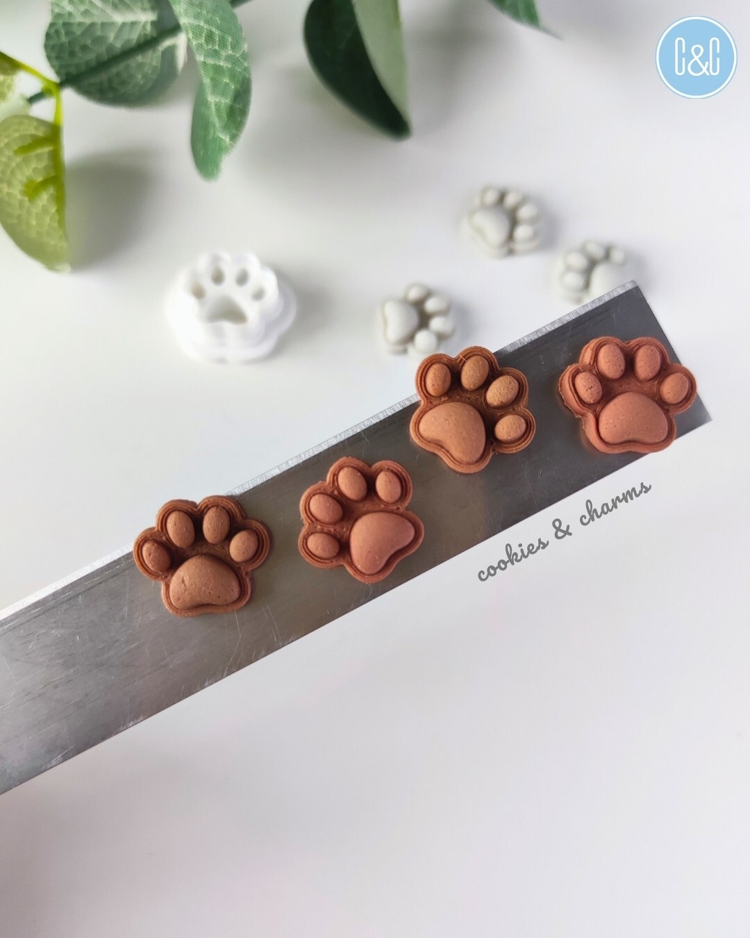 paws clay cutter with imprint 3