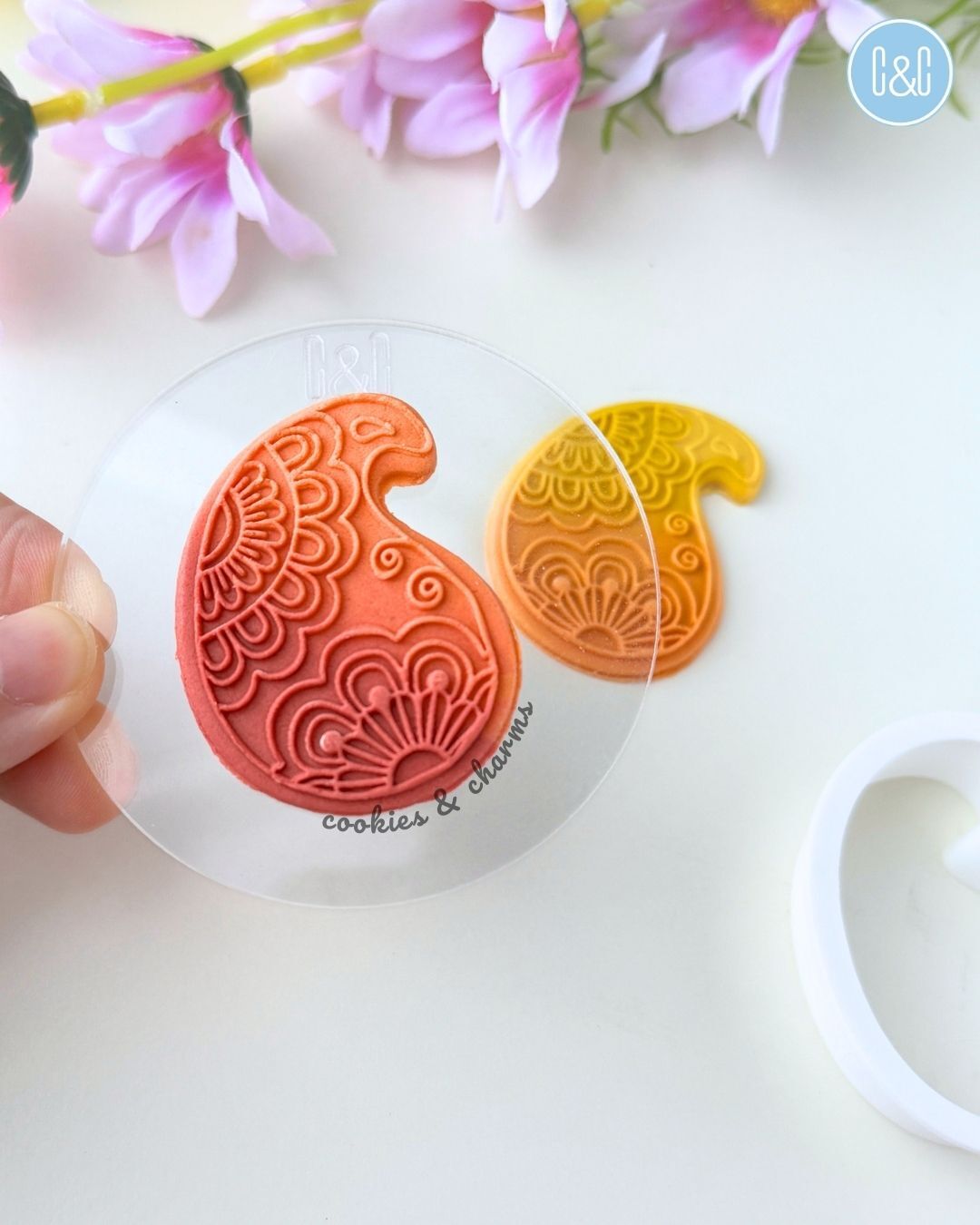 paisley a 3d pop embosser and cutter