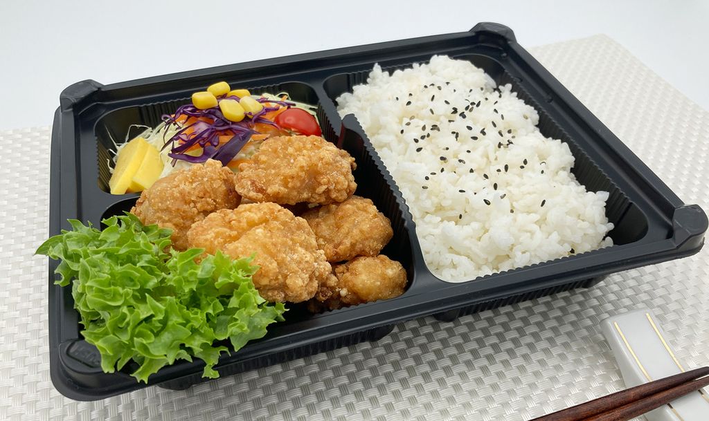 japanese-bento-with-fried-chicken-karaage-pic-1