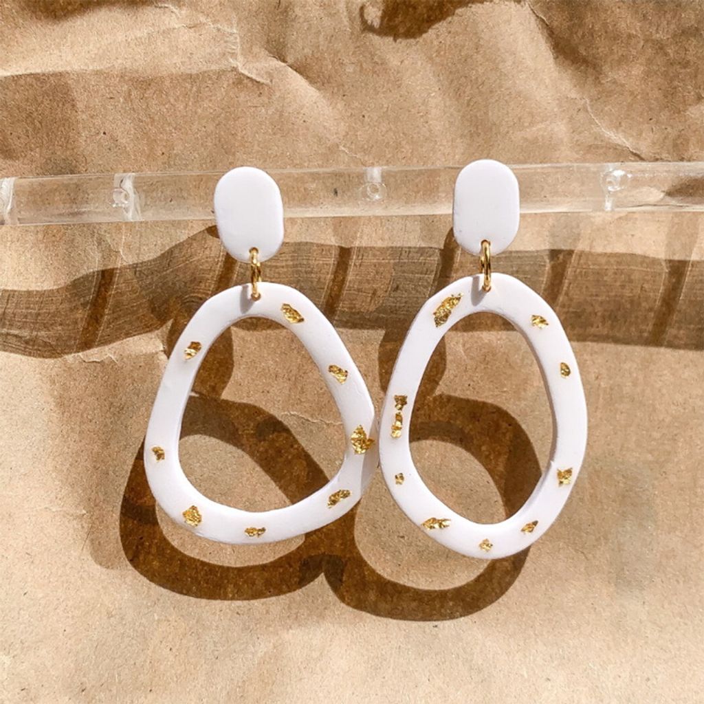 Lila earrings(1).jpg
