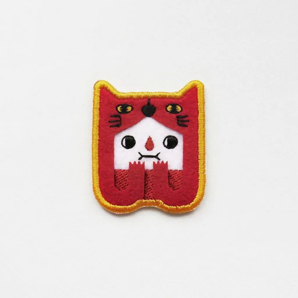 VEELA-THE-BIG-RED-CAT-1-700x700.jpg