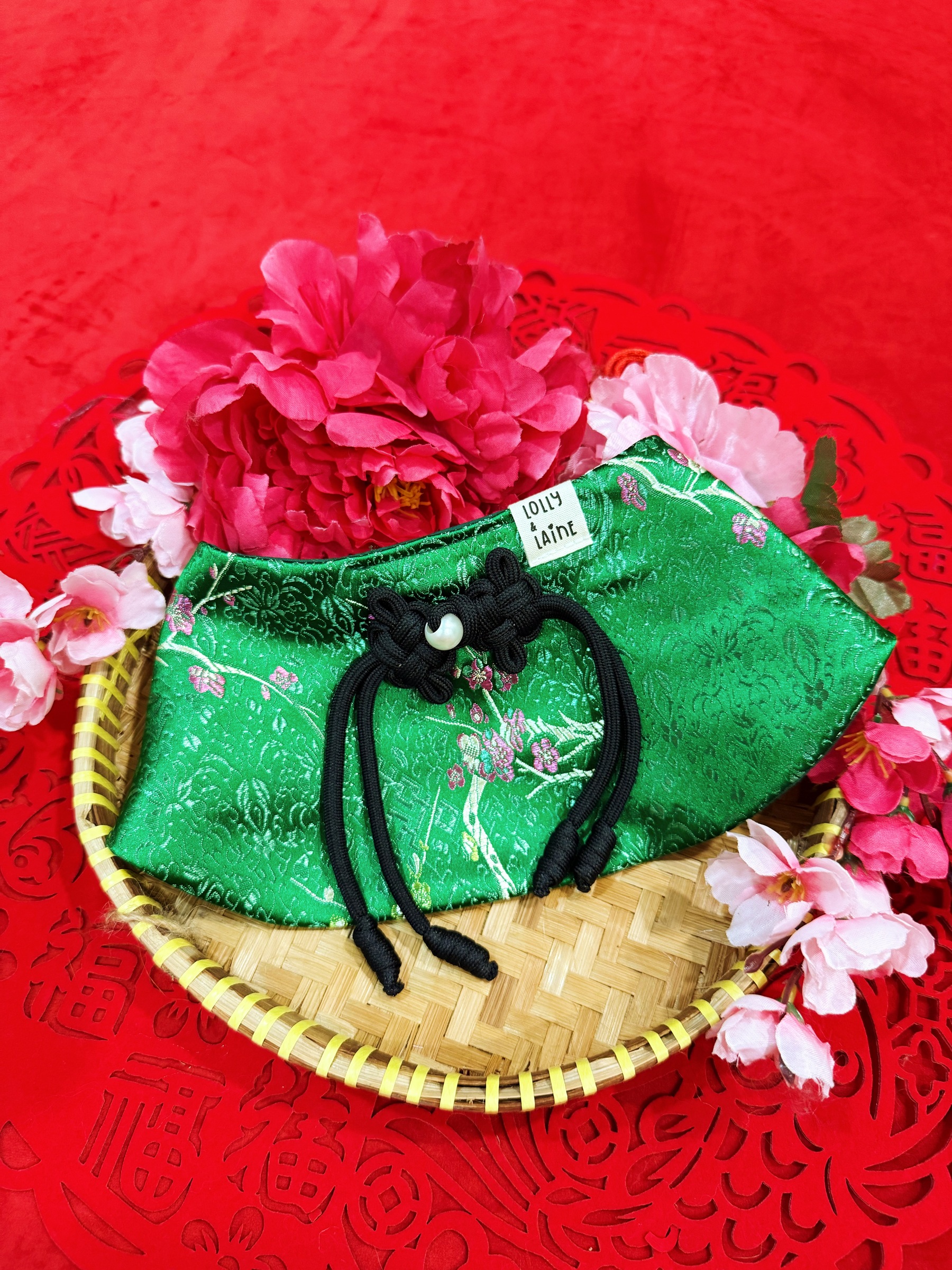 1CFFE2B0-F6FD-4184-8255-D66B337E3391