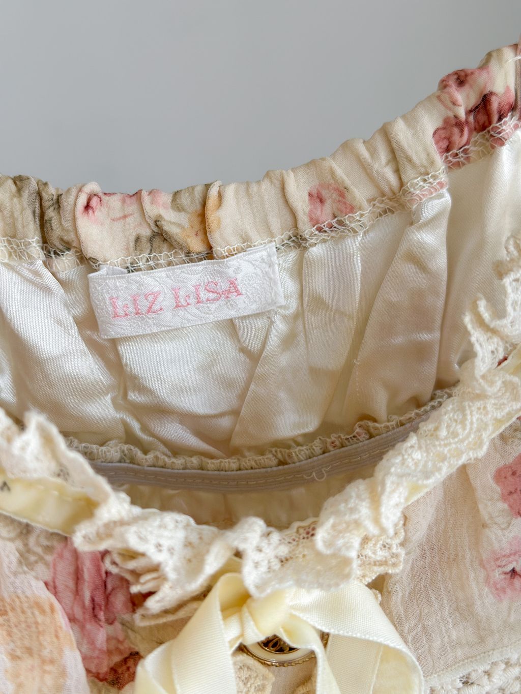 【LIZ LISA】20 Year vintage dress（Rare） Rare LIZ LISA Vintage Inspired Floral Dress (S-M) – Violette