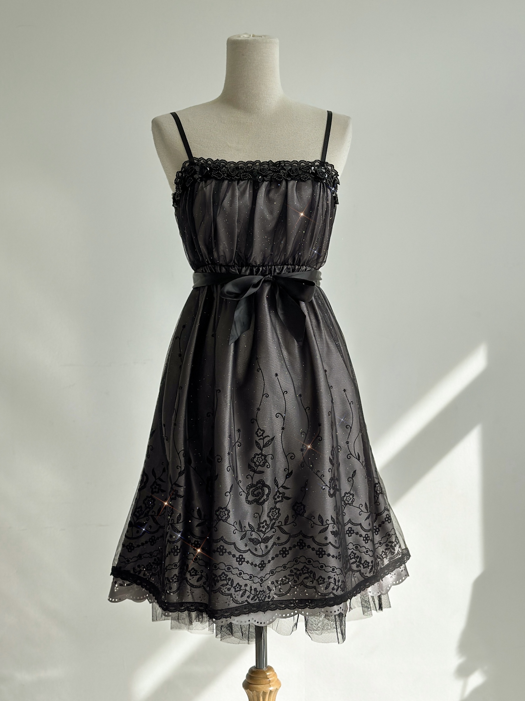 8FB81EAA-1B6E-4841-A320-B83BC702320D