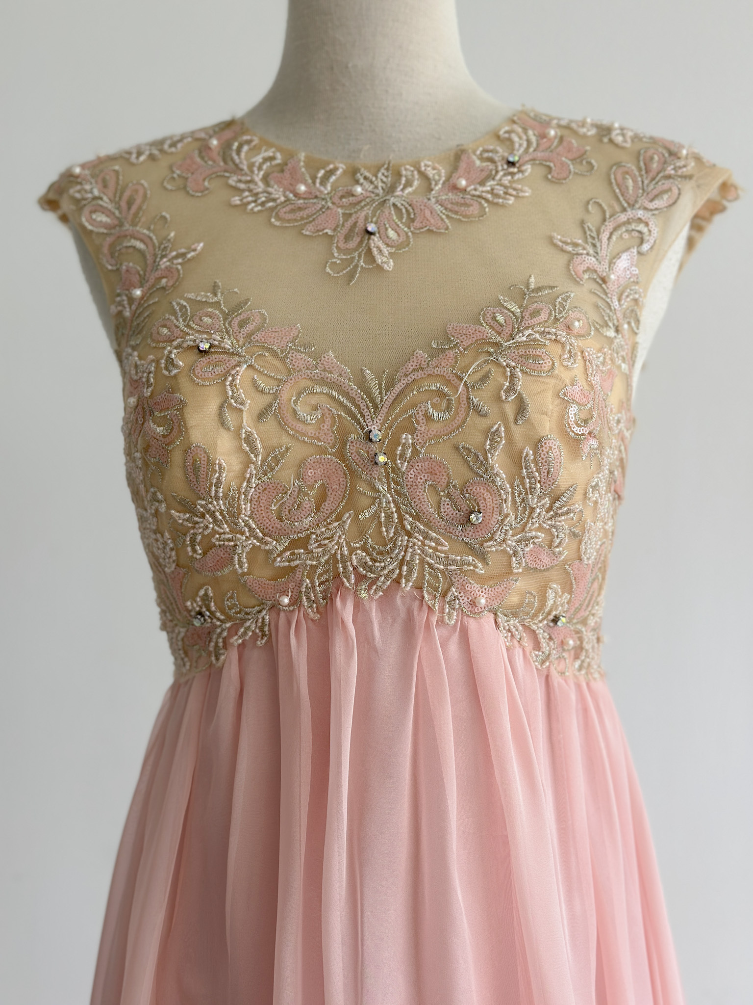 962E9594-E7DF-40DD-97A7-D6E5B796DEEC