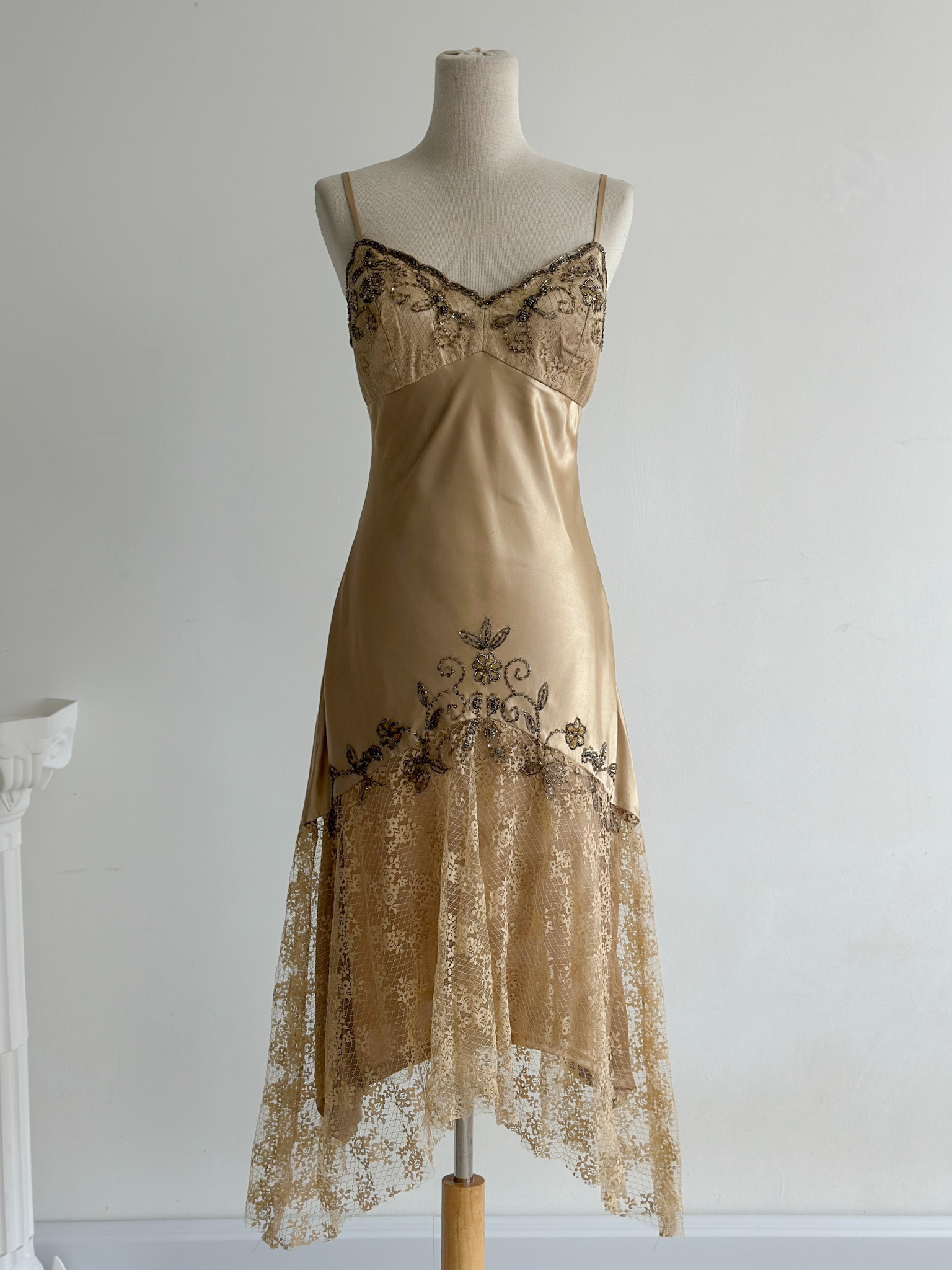 B805E522-2D25-4939-AF8A-063F7726272C