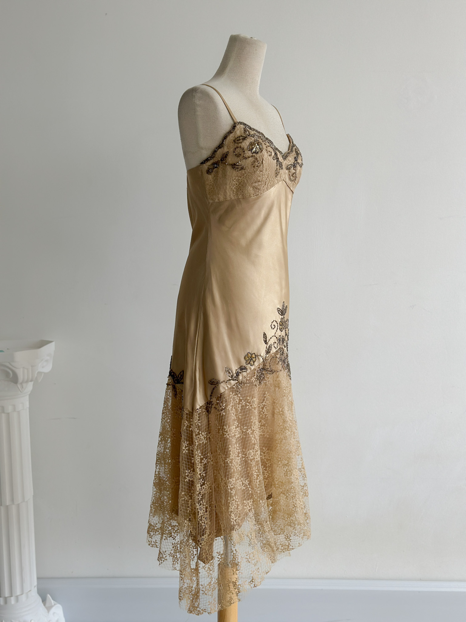 6972C200-67BF-42F5-A2E4-8CFAADC30378