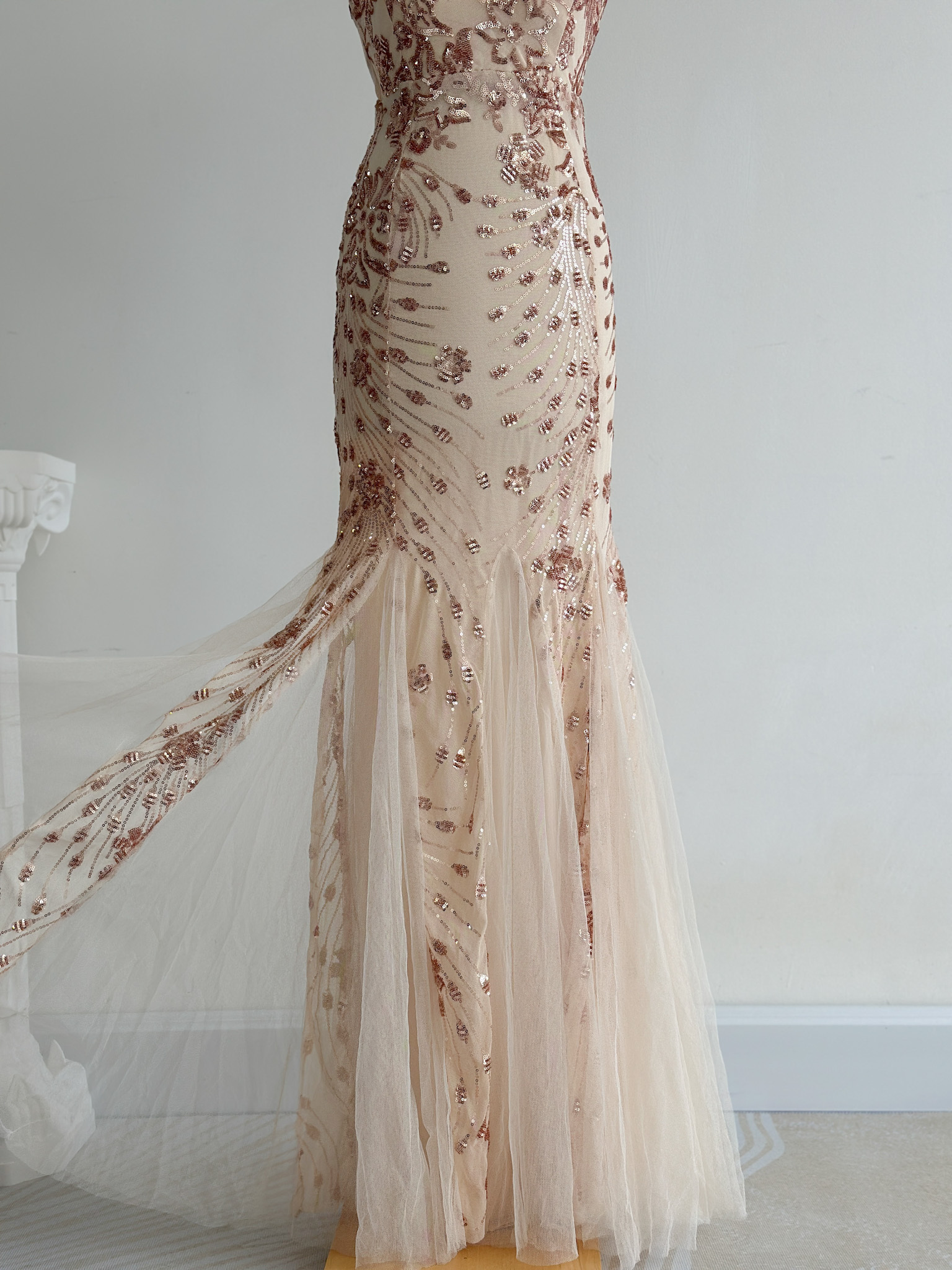 E0646C98-113E-4A23-9F9B-DF1CB69C45D0