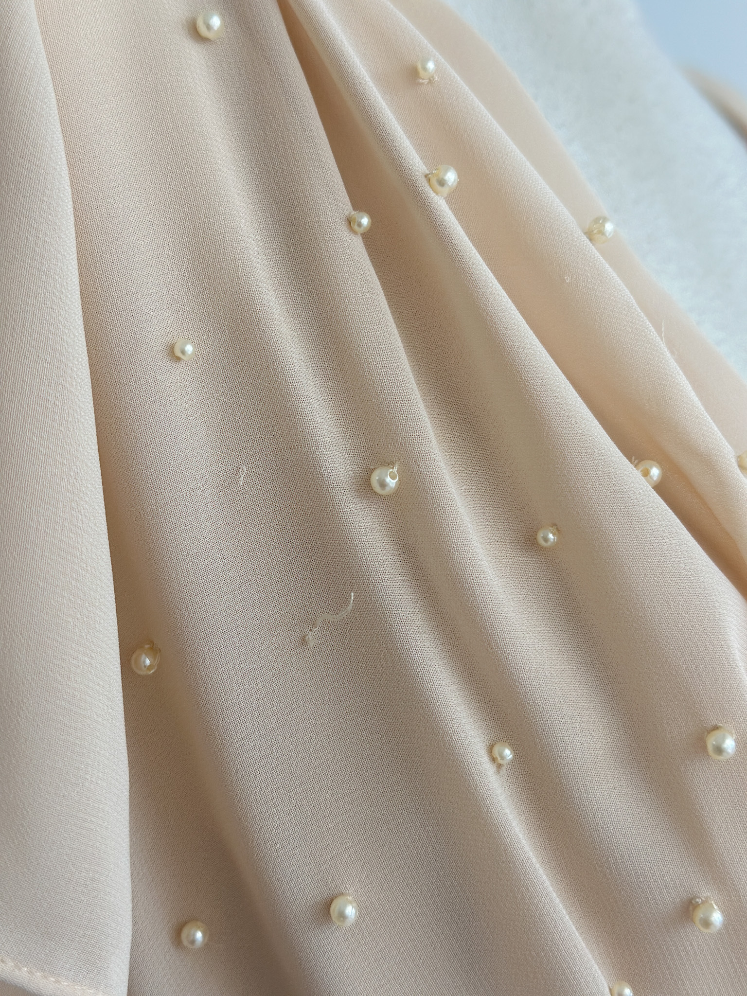 EA5FE175-3A19-41A1-89FB-3F930BB4EFE0