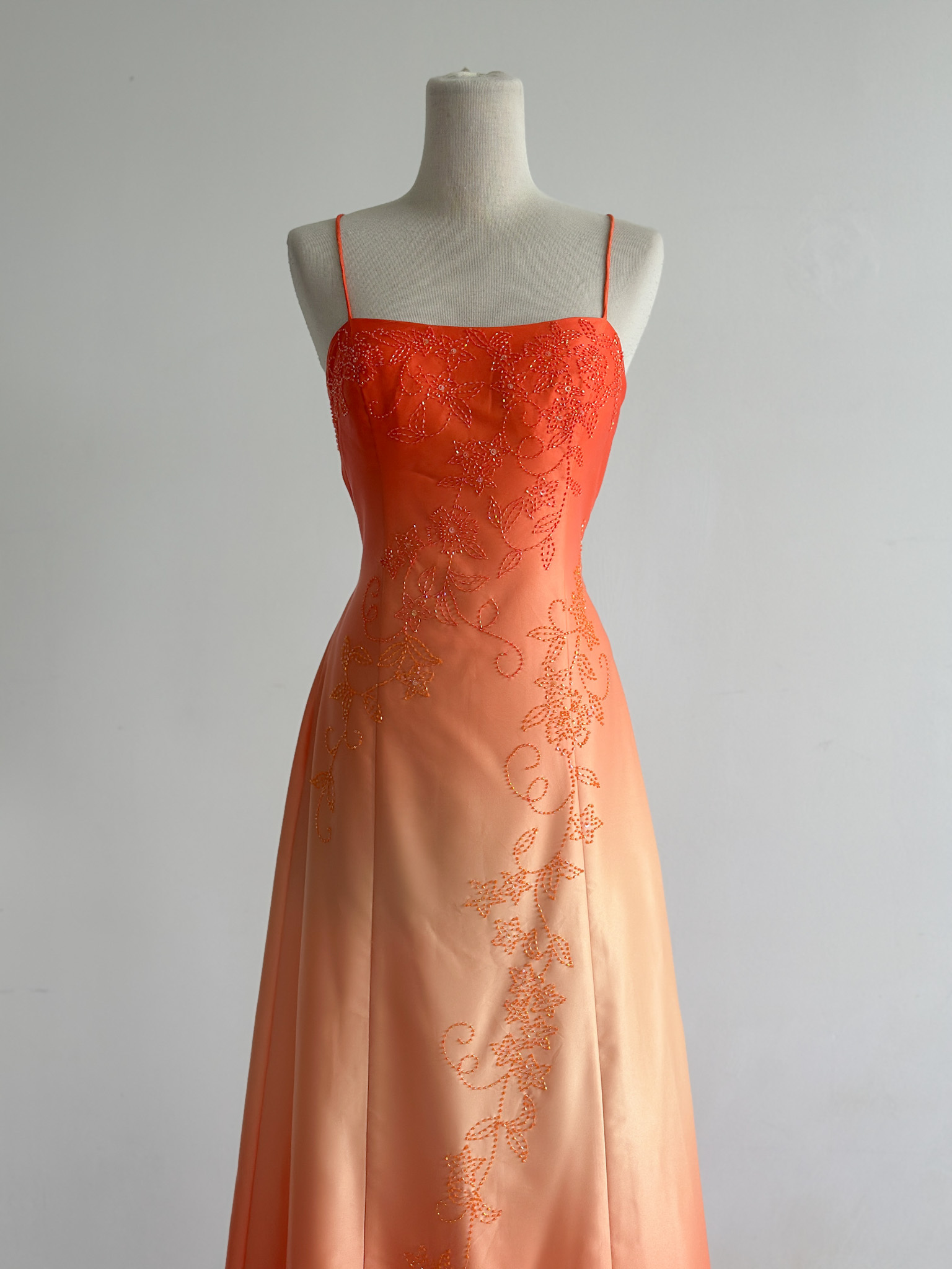 F1B4CB9D-551E-4667-8233-CF2249FD51C4