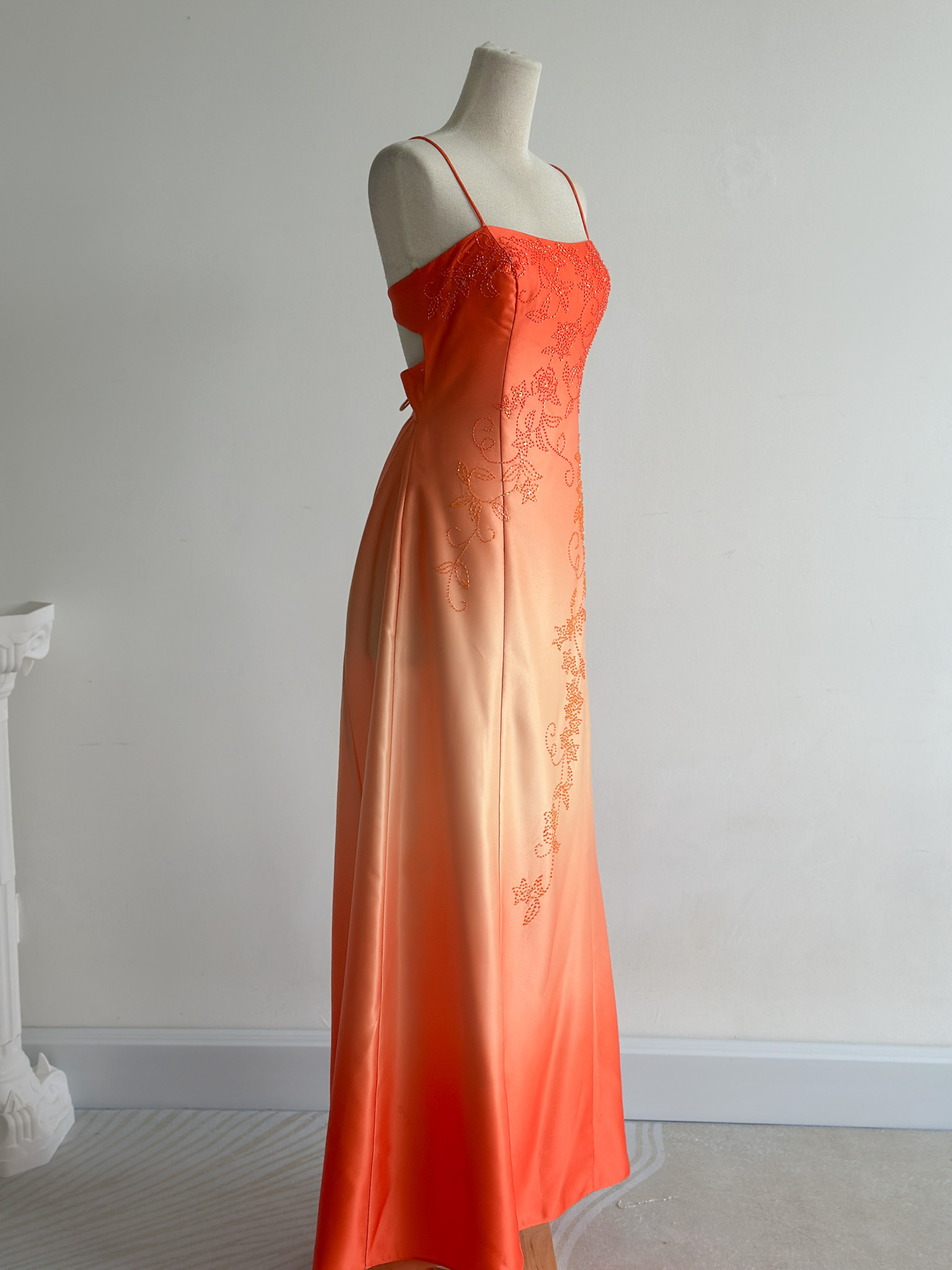 EDF2C7BD-3F6F-4678-905A-454429AB473E