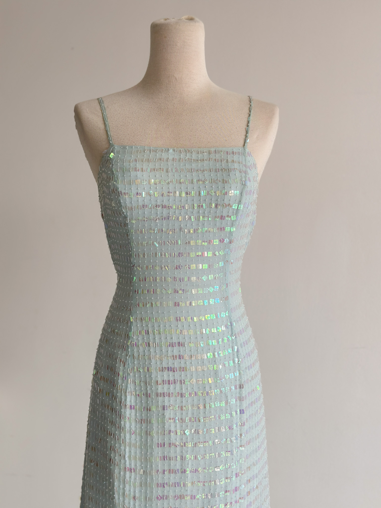 005CD6D9-FF35-428E-AC53-7CDC45155EA1