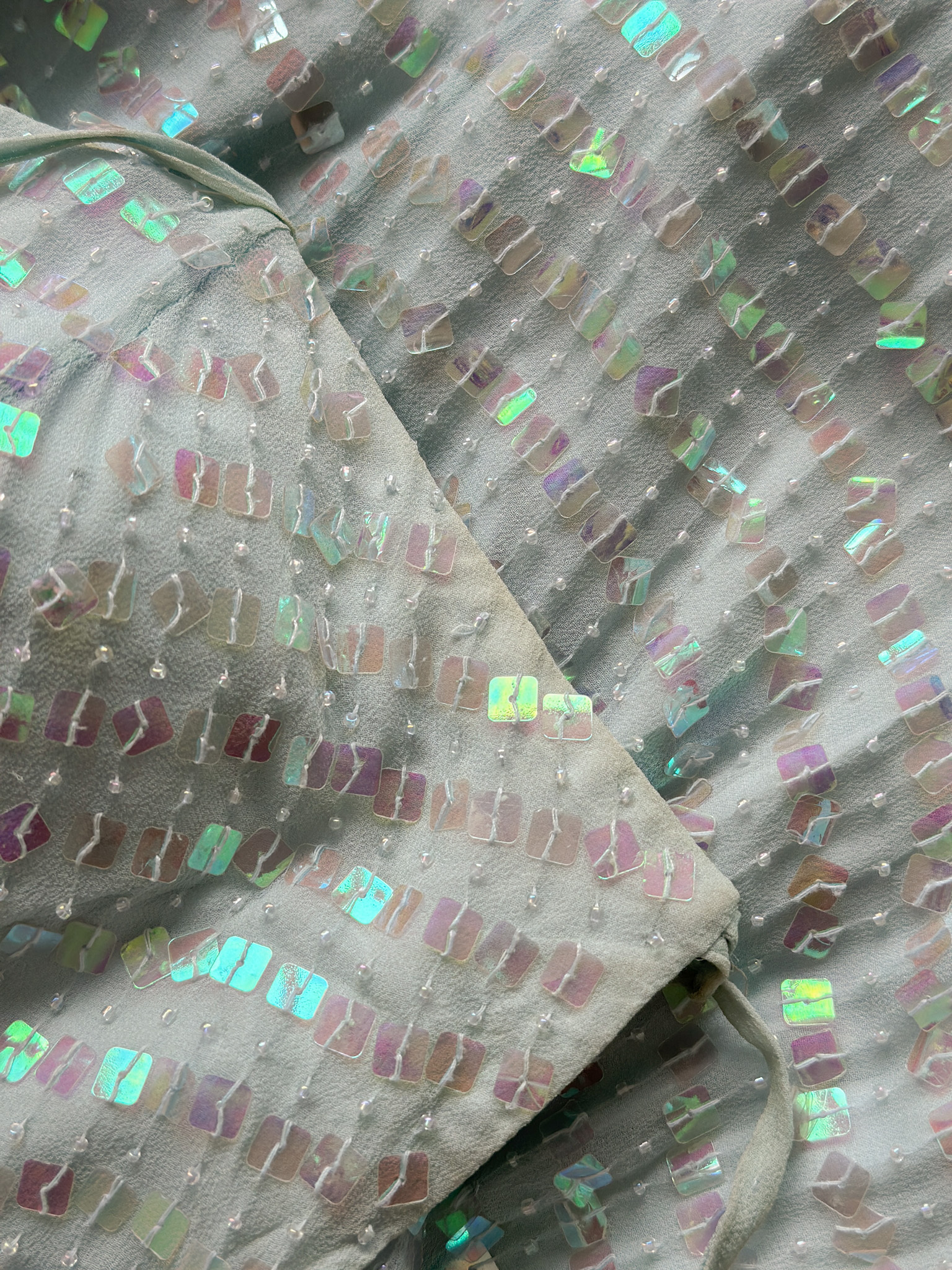 7A0693D4-E1AA-450A-84F0-0D300F736FA2