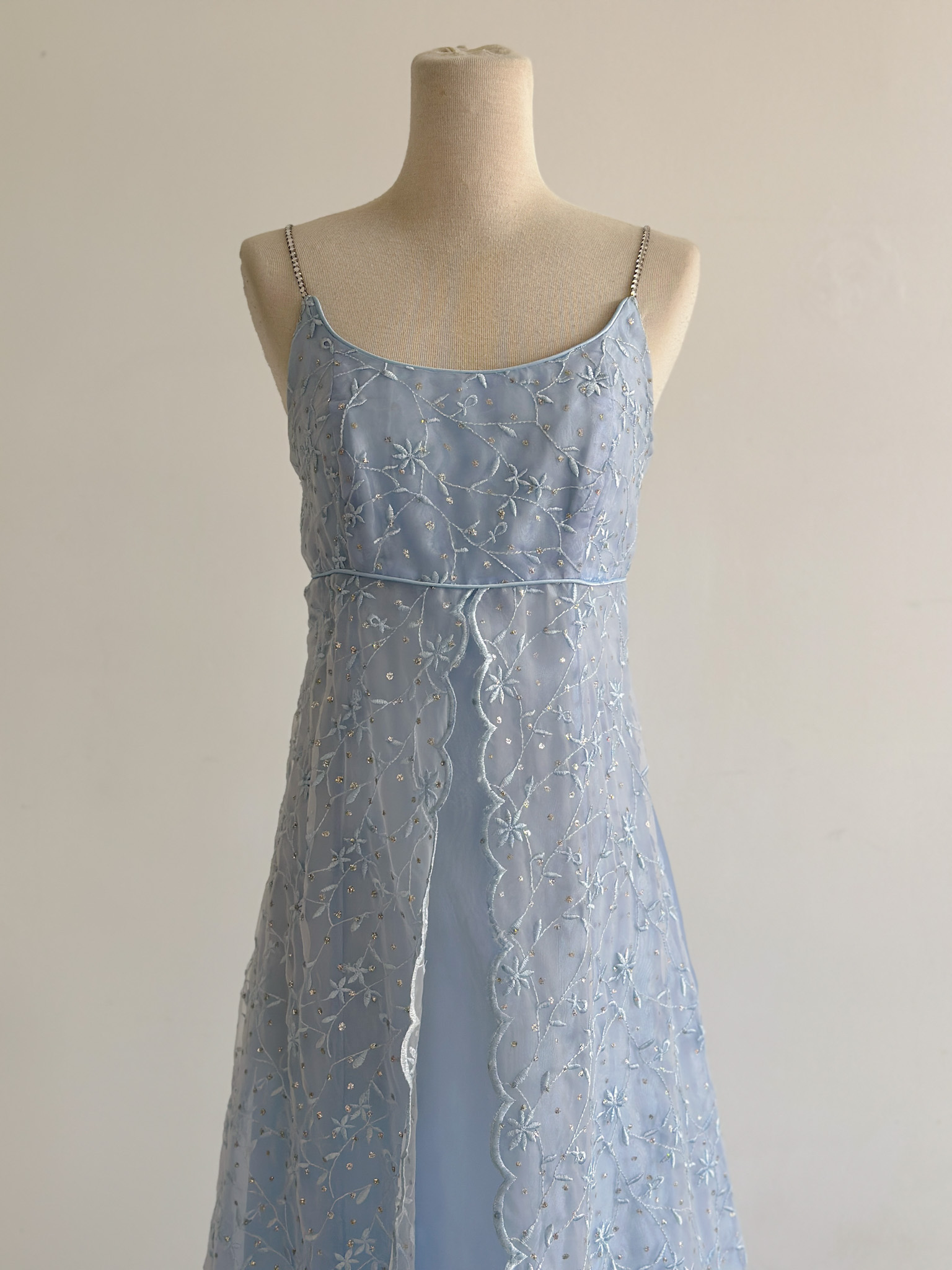 35199E16-F5EC-46CE-A6CC-317DBF1BBB7E