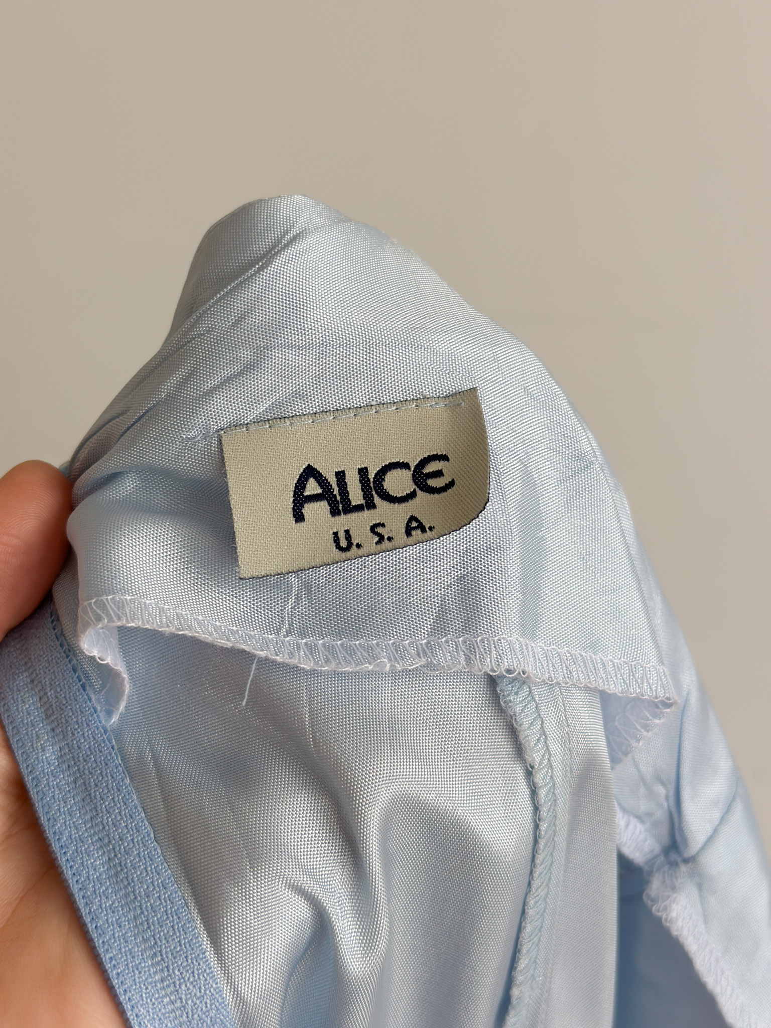 B4A15098-DABA-41F5-9557-5185642FC9EE