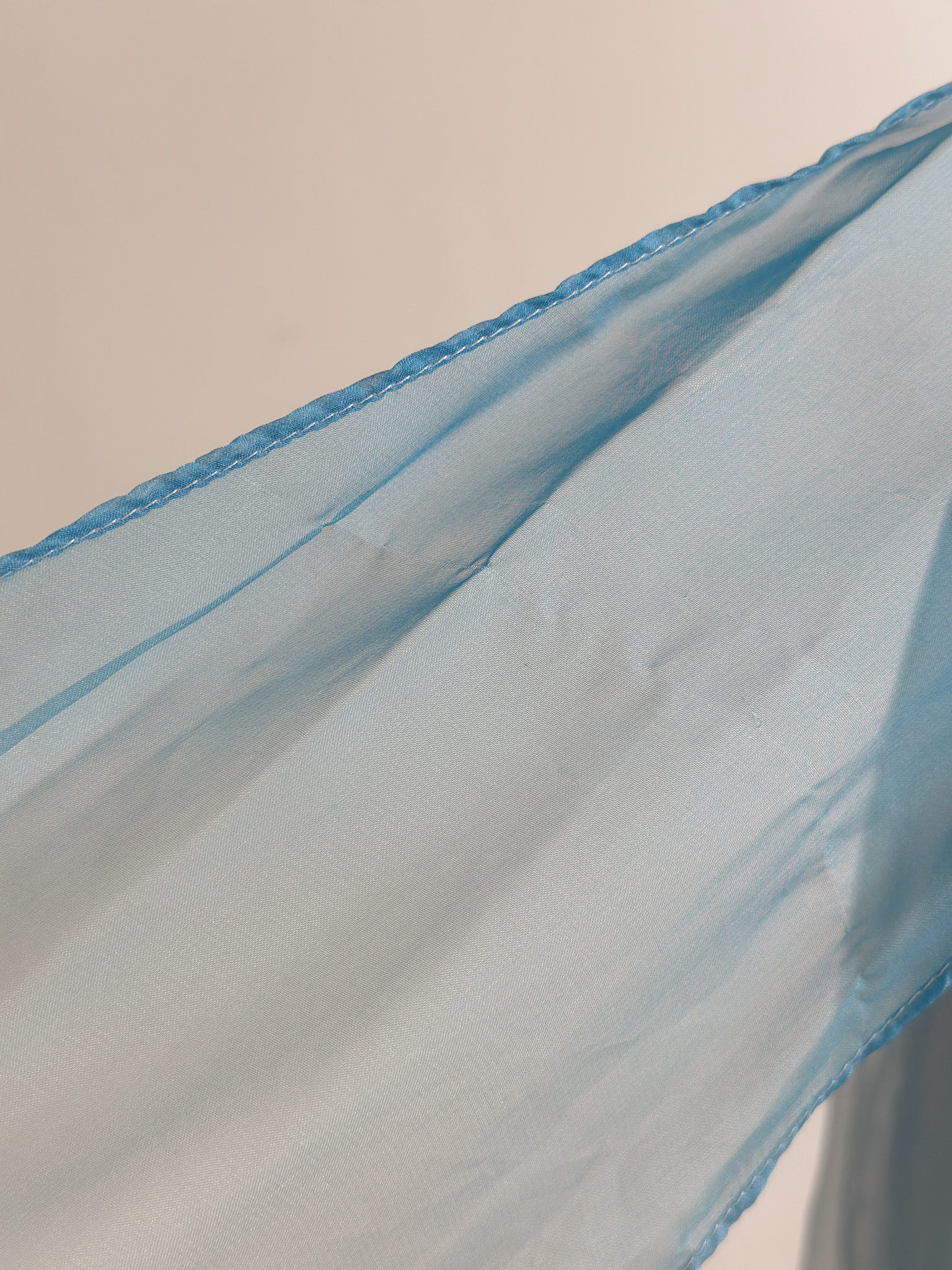 FF72B08C-1222-4A8A-A069-938128E021DF