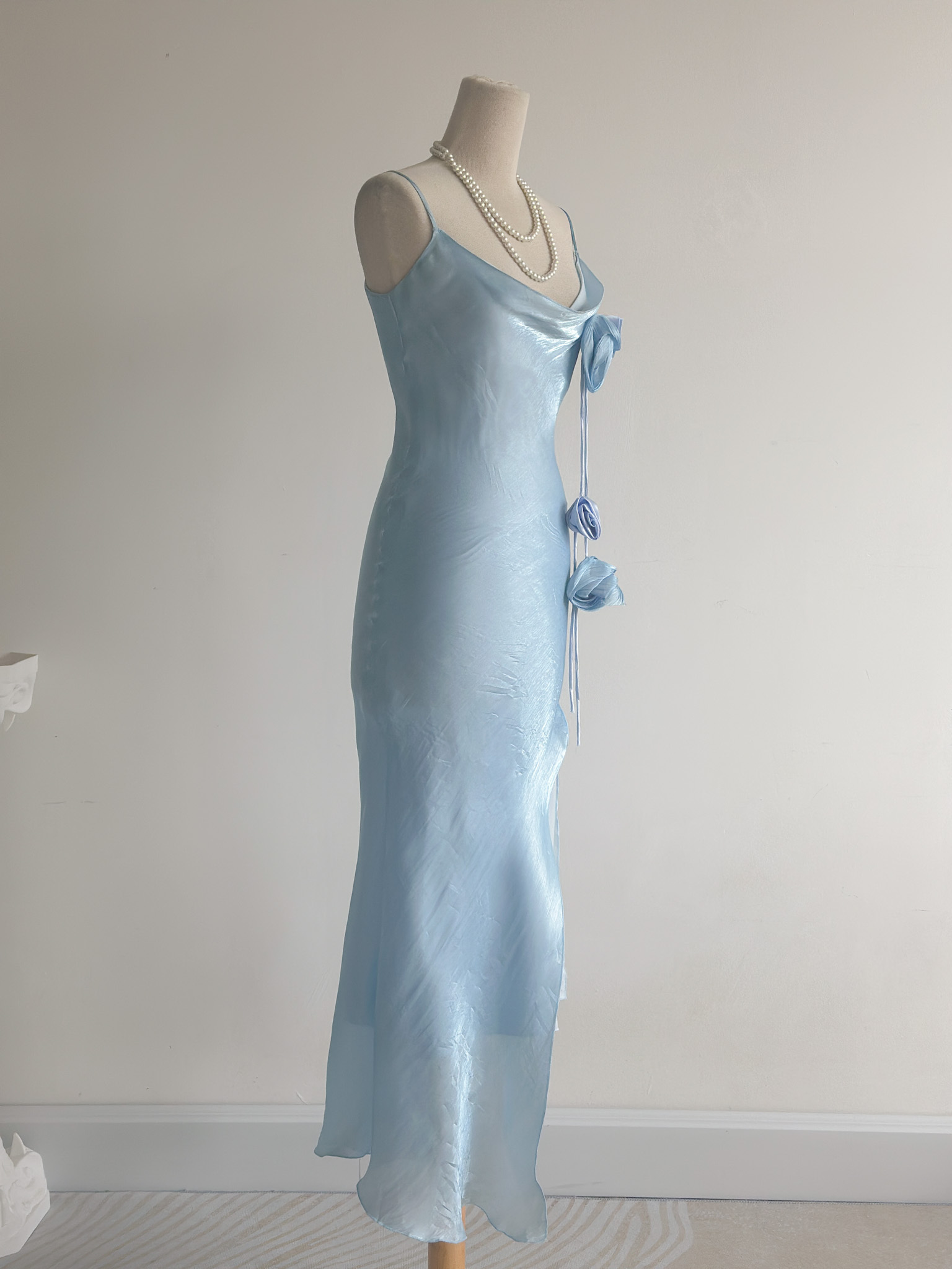 3F8B408E-77D5-4657-B7ED-3D68CCA0386B