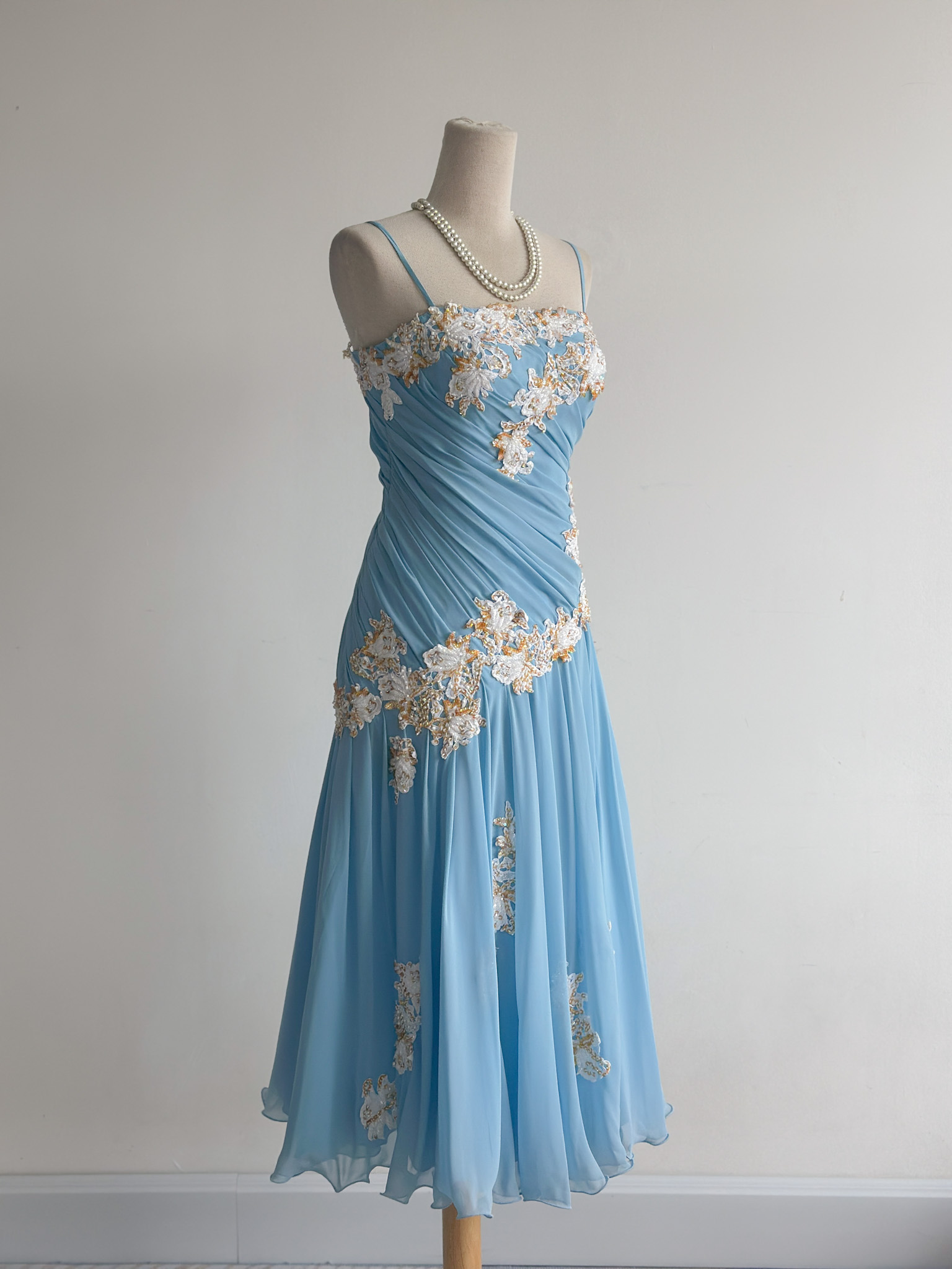 63E6CE0B-1E70-4D24-959C-D26A83B35151