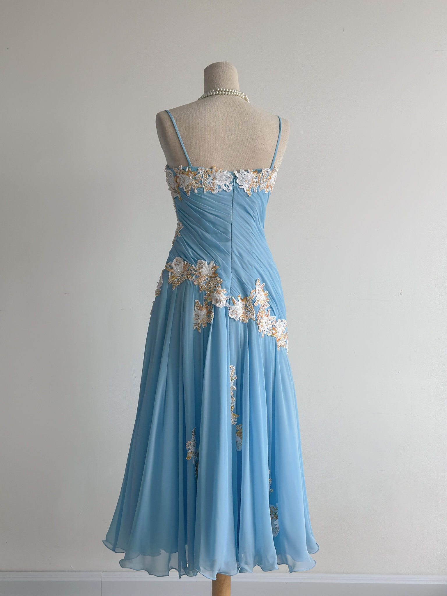 726D3888-B20D-4834-9592-792AF9626787