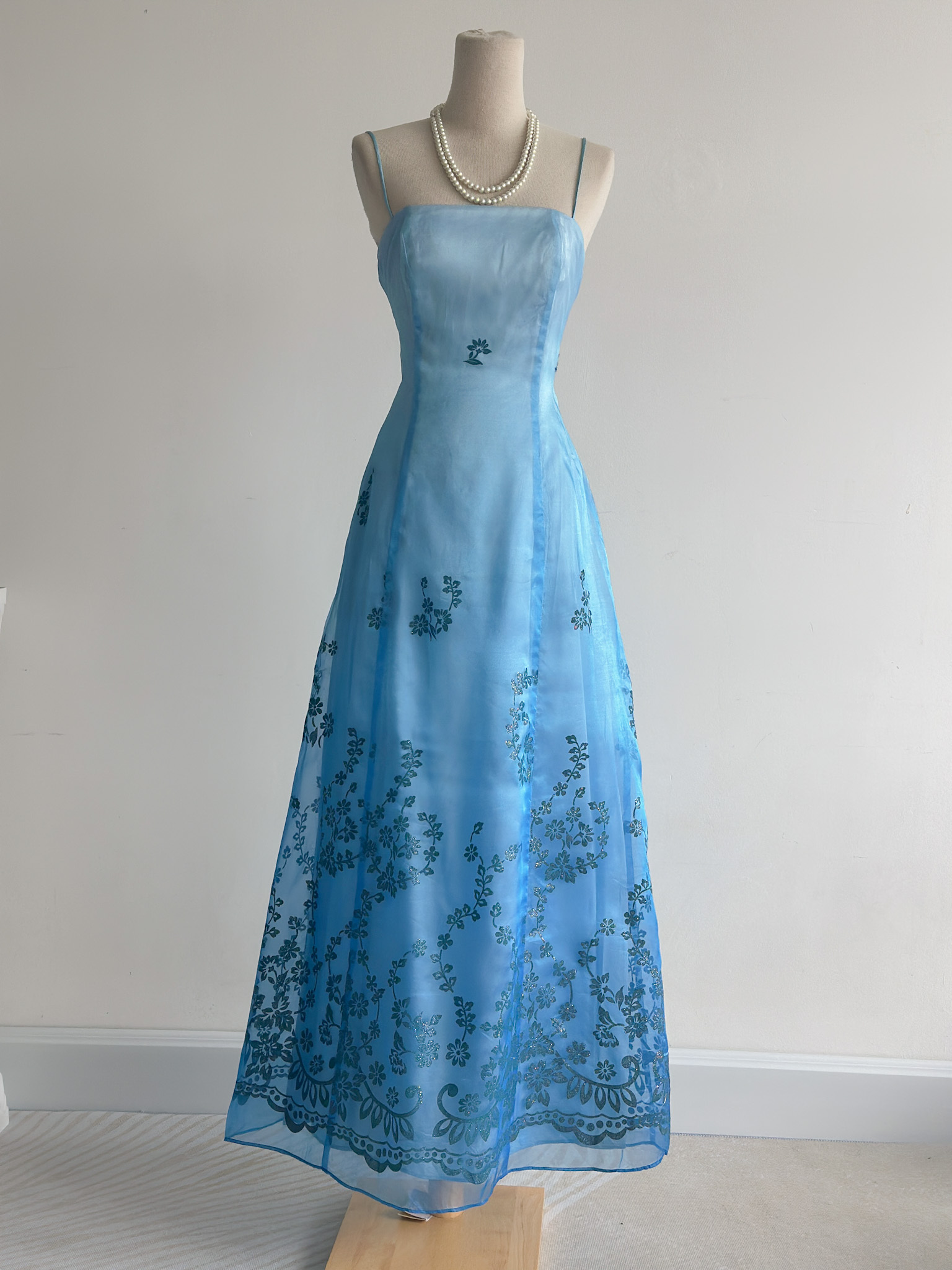 D14CAF0E-CCB8-4E20-B34A-EC0AAA534A2E