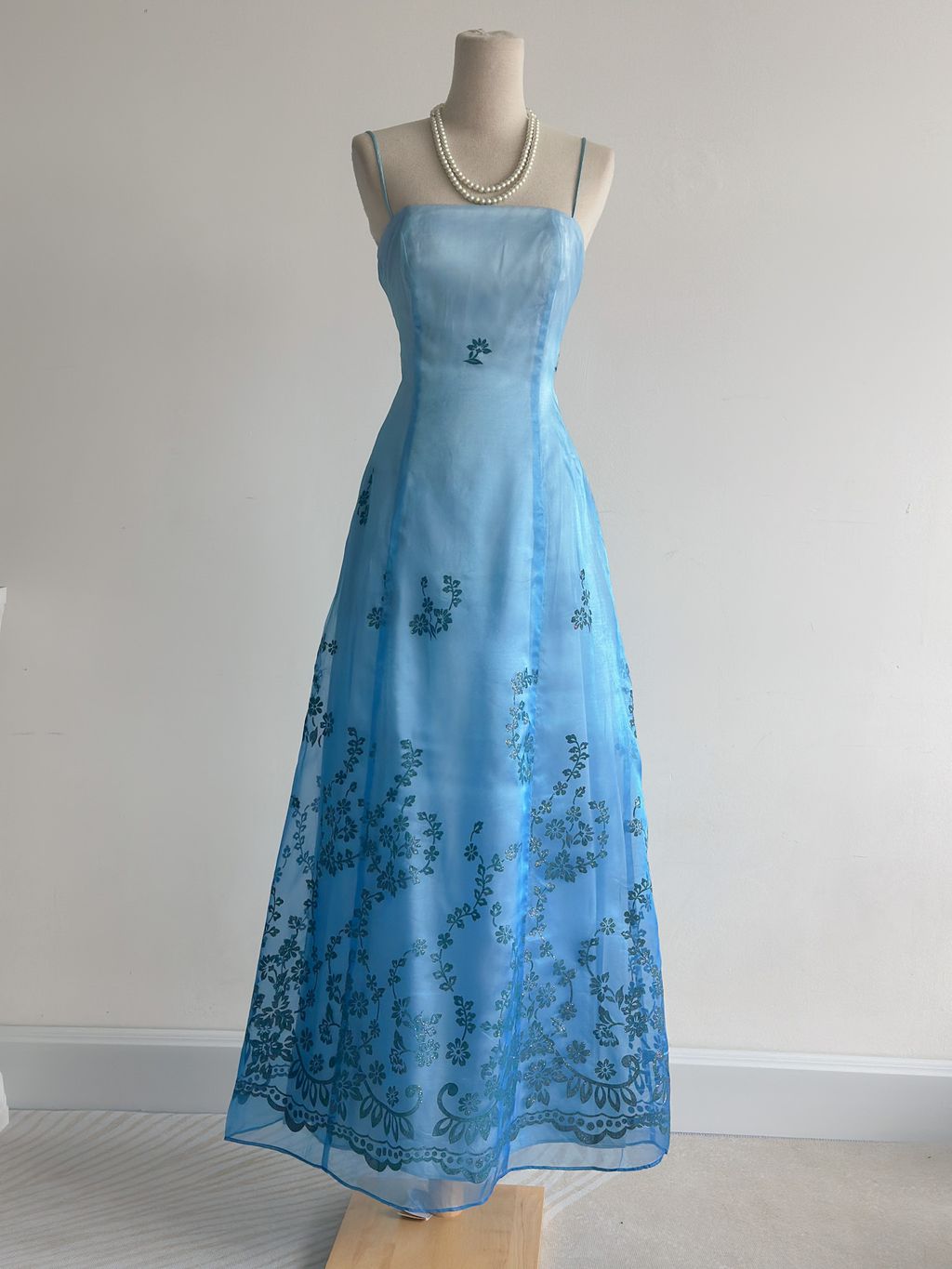 D14CAF0E-CCB8-4E20-B34A-EC0AAA534A2E