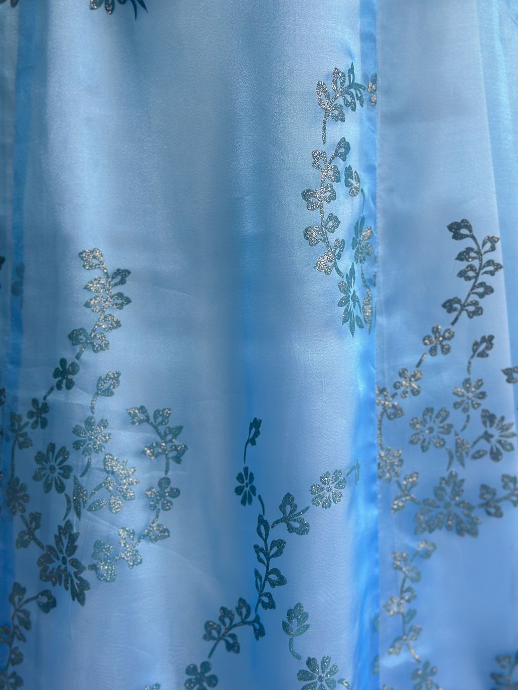 FACCB4D4-B437-4E72-BA83-11FB34209967