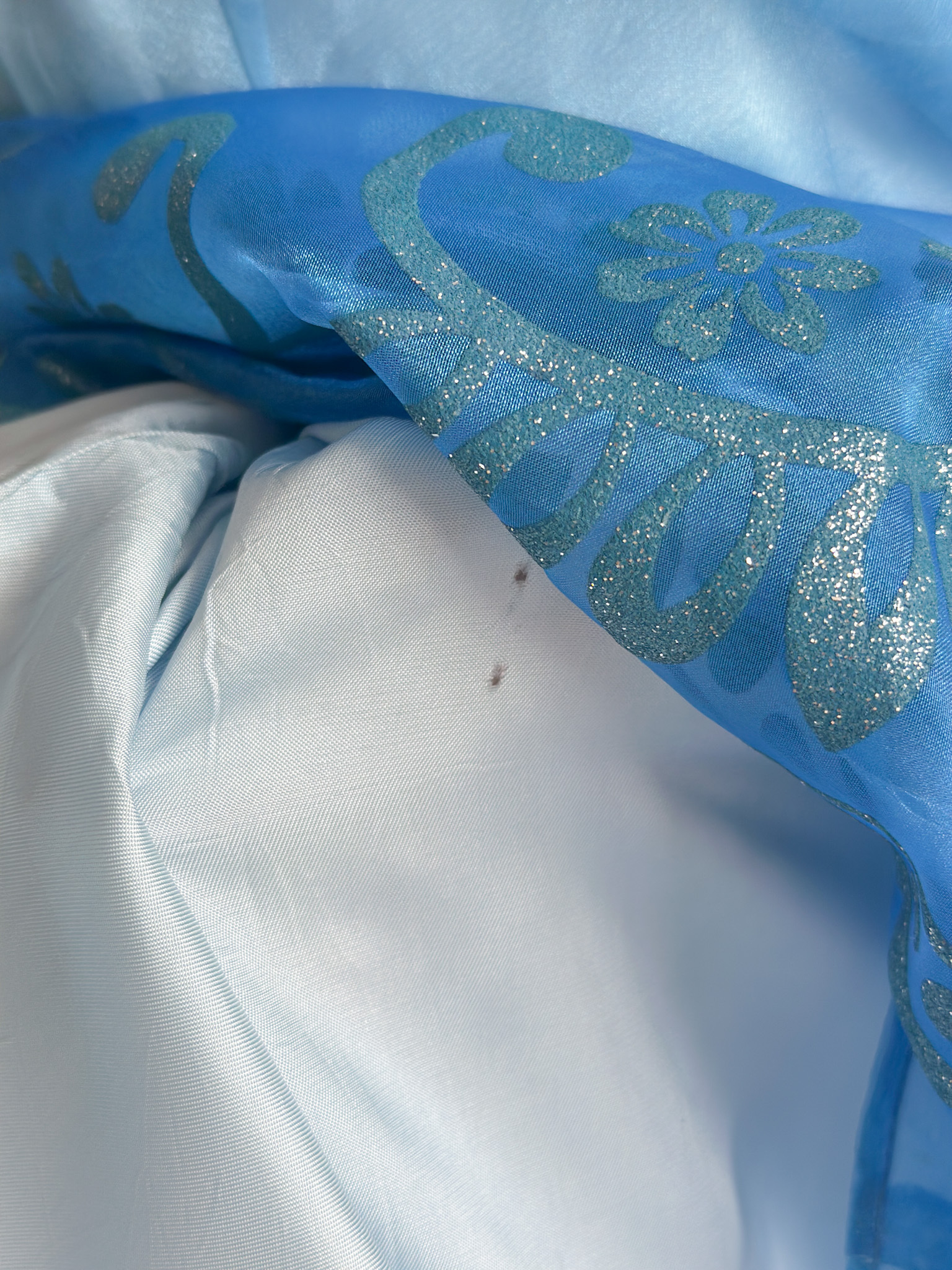 385AE8C4-4613-43EC-8CCA-640284B2F523