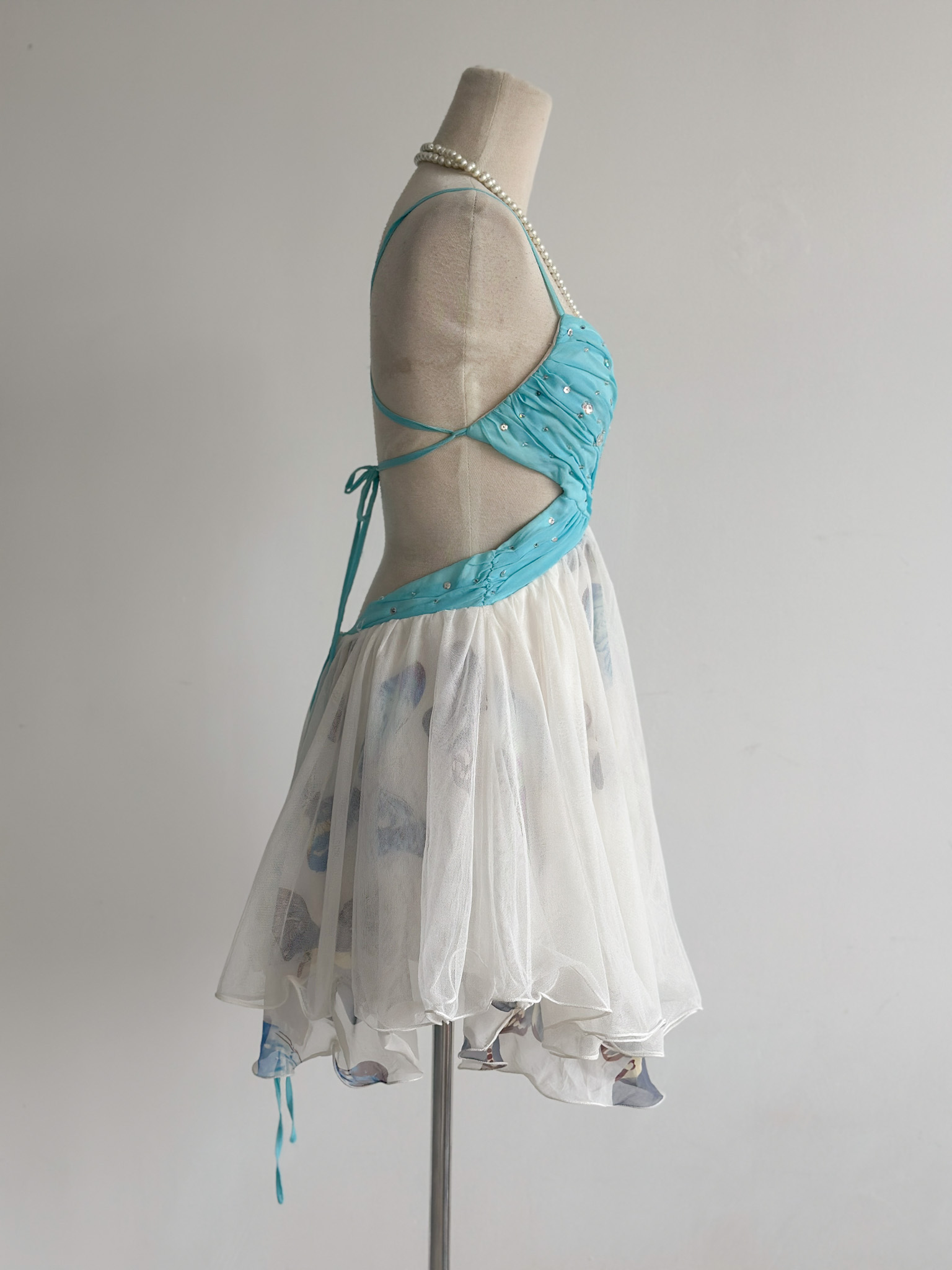 D2CA9E33-7D94-48A7-A478-B2B41A09676E