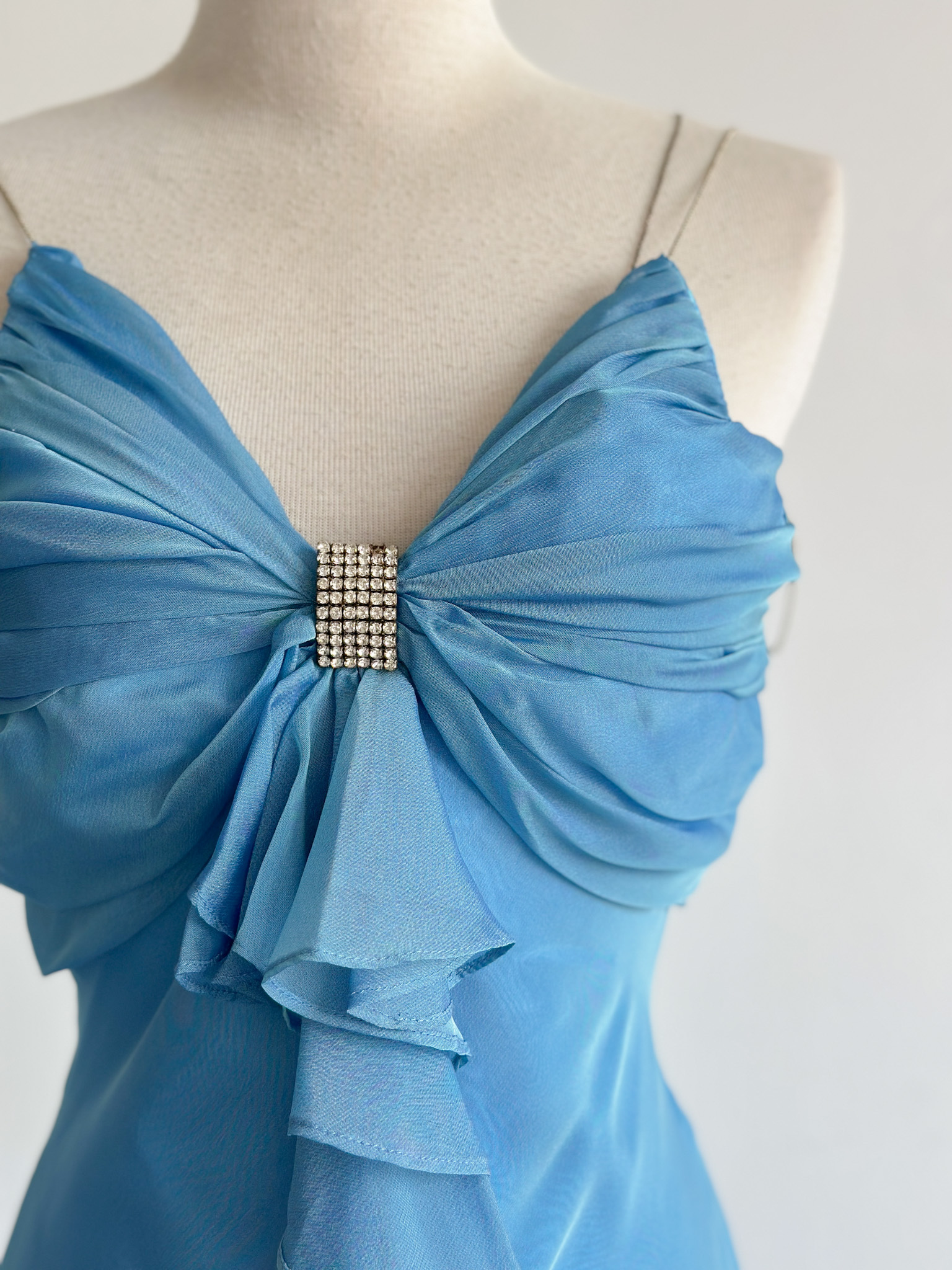 D2B6084D-B1D8-4960-85C7-CD0E7B70AE73