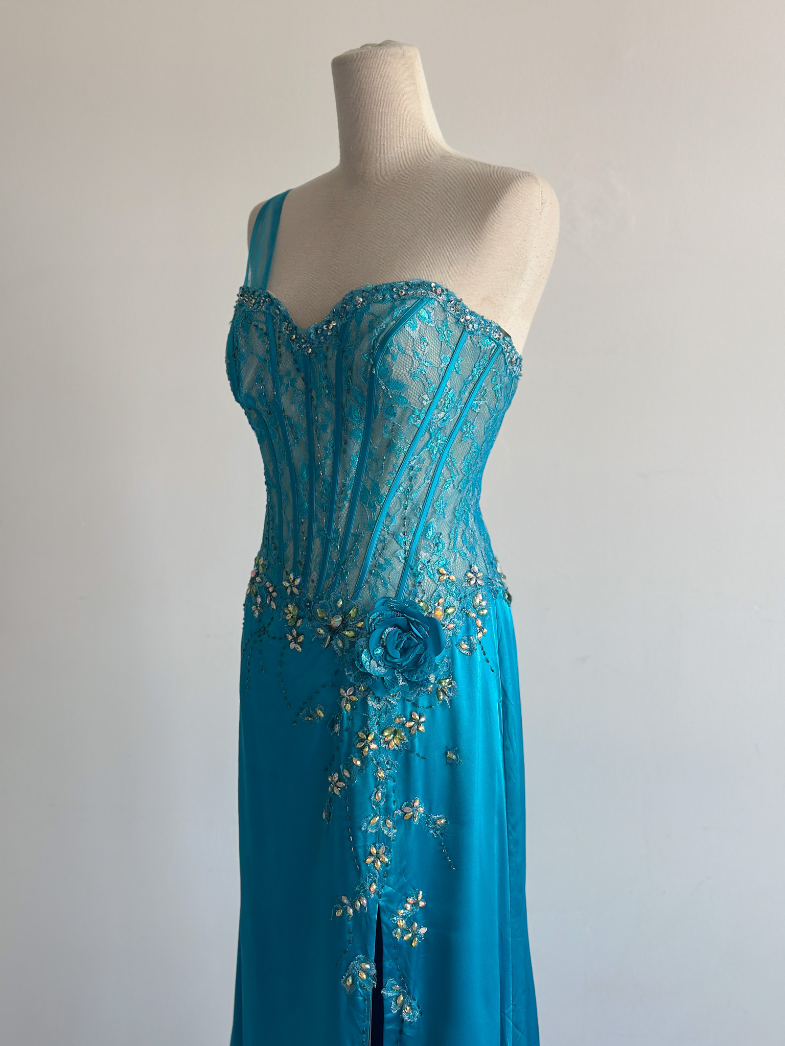 6118A469-95A8-432D-AC62-6DEC3B4FC679