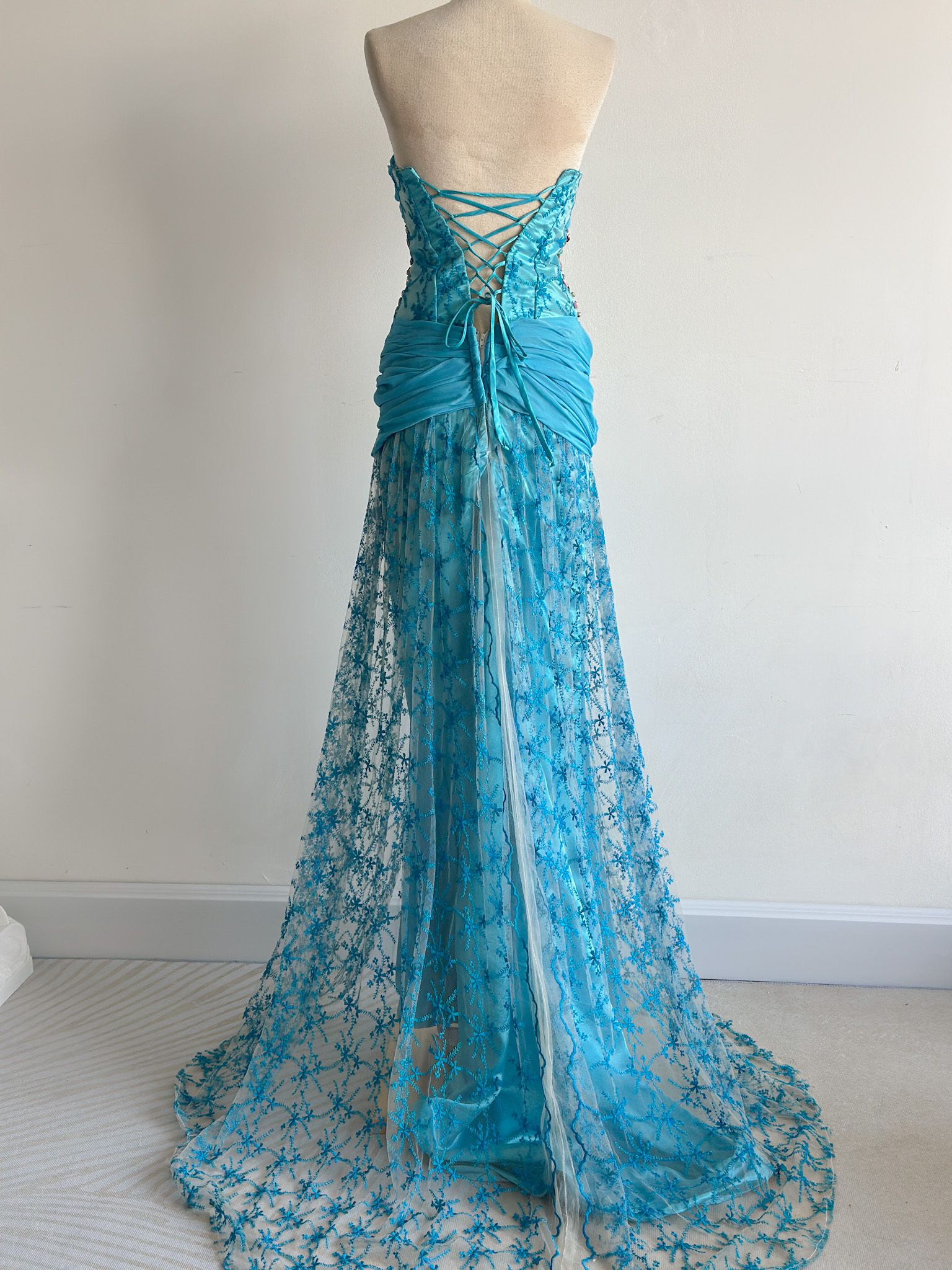 05B089AB-637D-4C99-8C09-A4D2276B886F