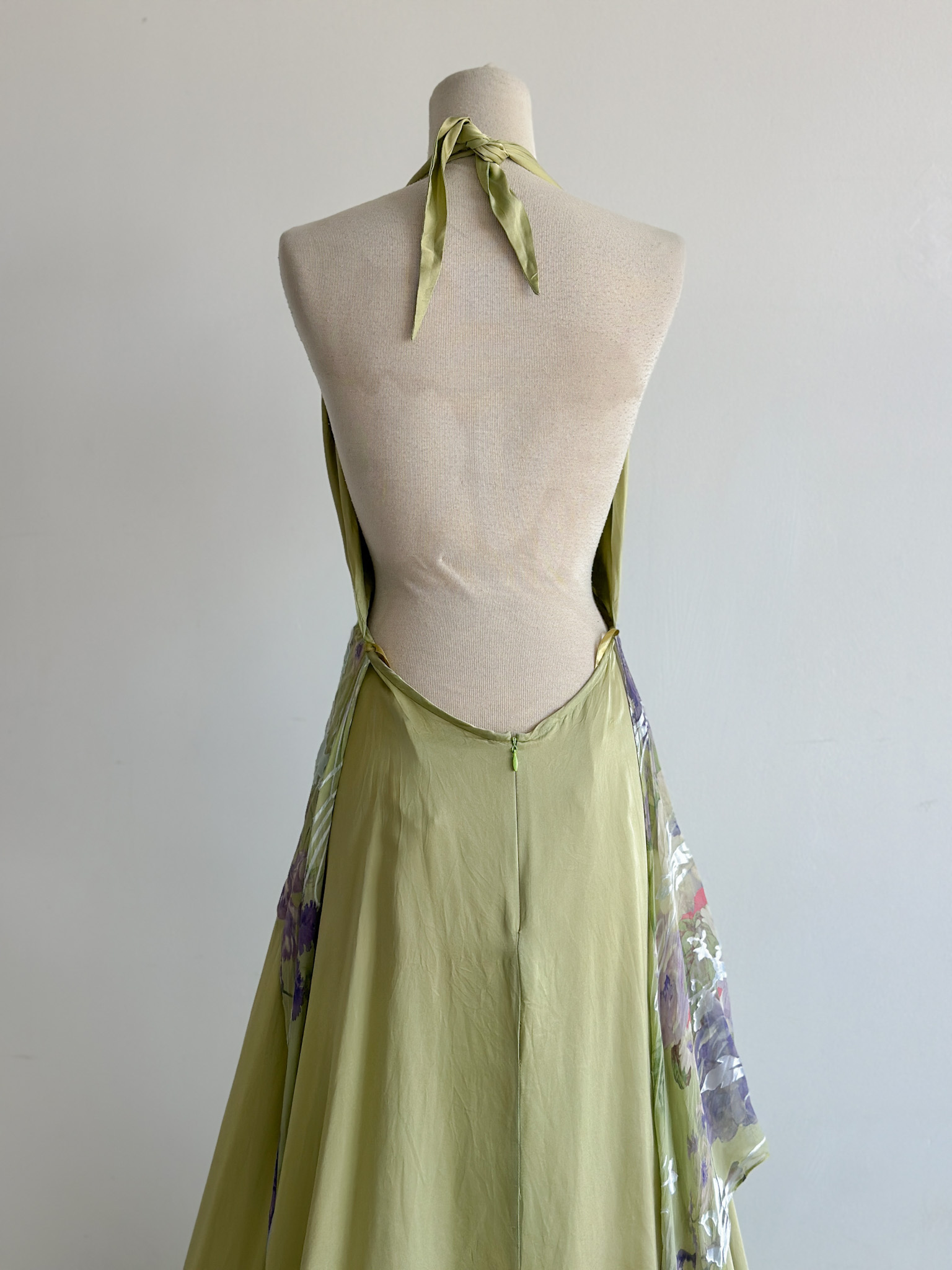 FAB35D45-D759-4322-A833-8EB3C418DD3A