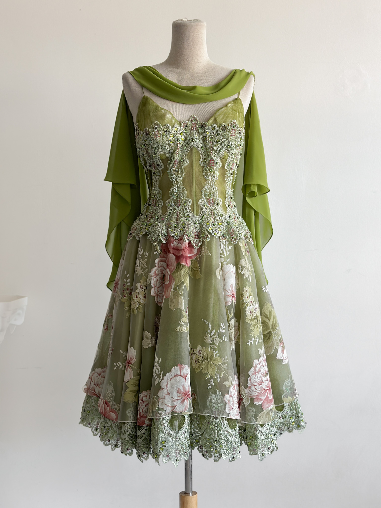 C5514291-5AB3-4D52-8EE8-6E02C4C51E1E