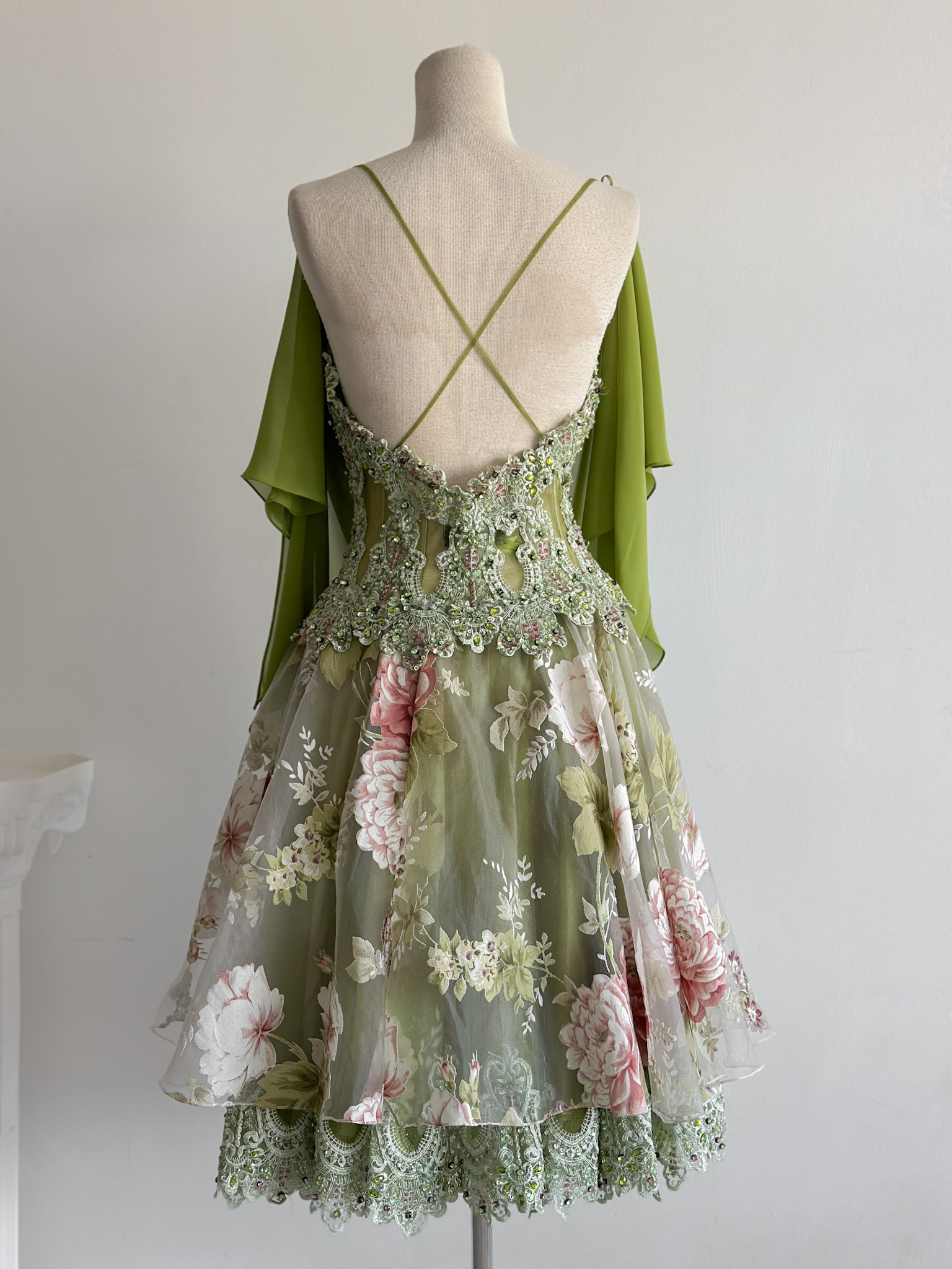 60649A54-E4CB-42C3-ACE1-DFE185271061