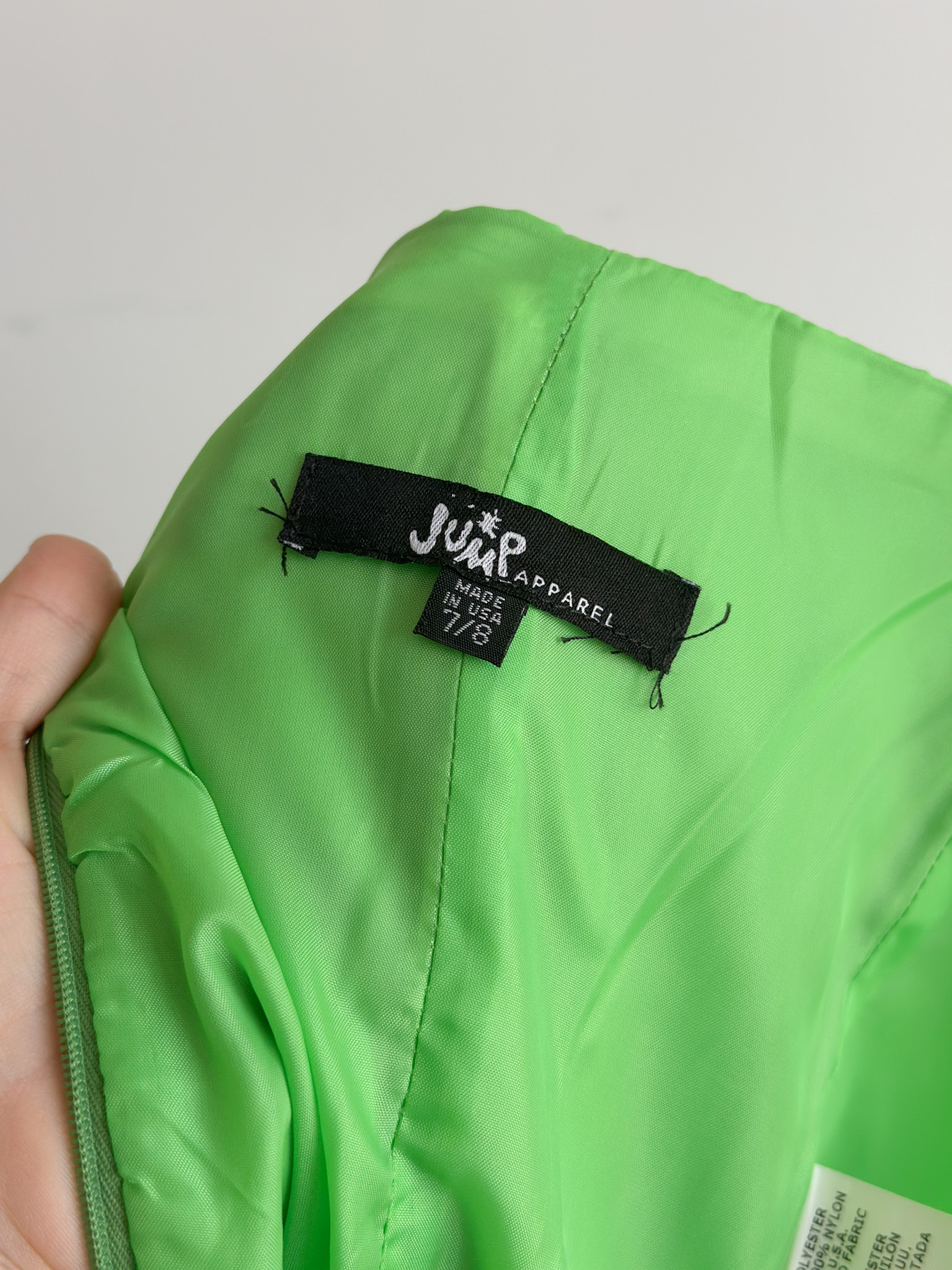 F87BAF6E-2895-4785-99AC-1B6AB58778E5