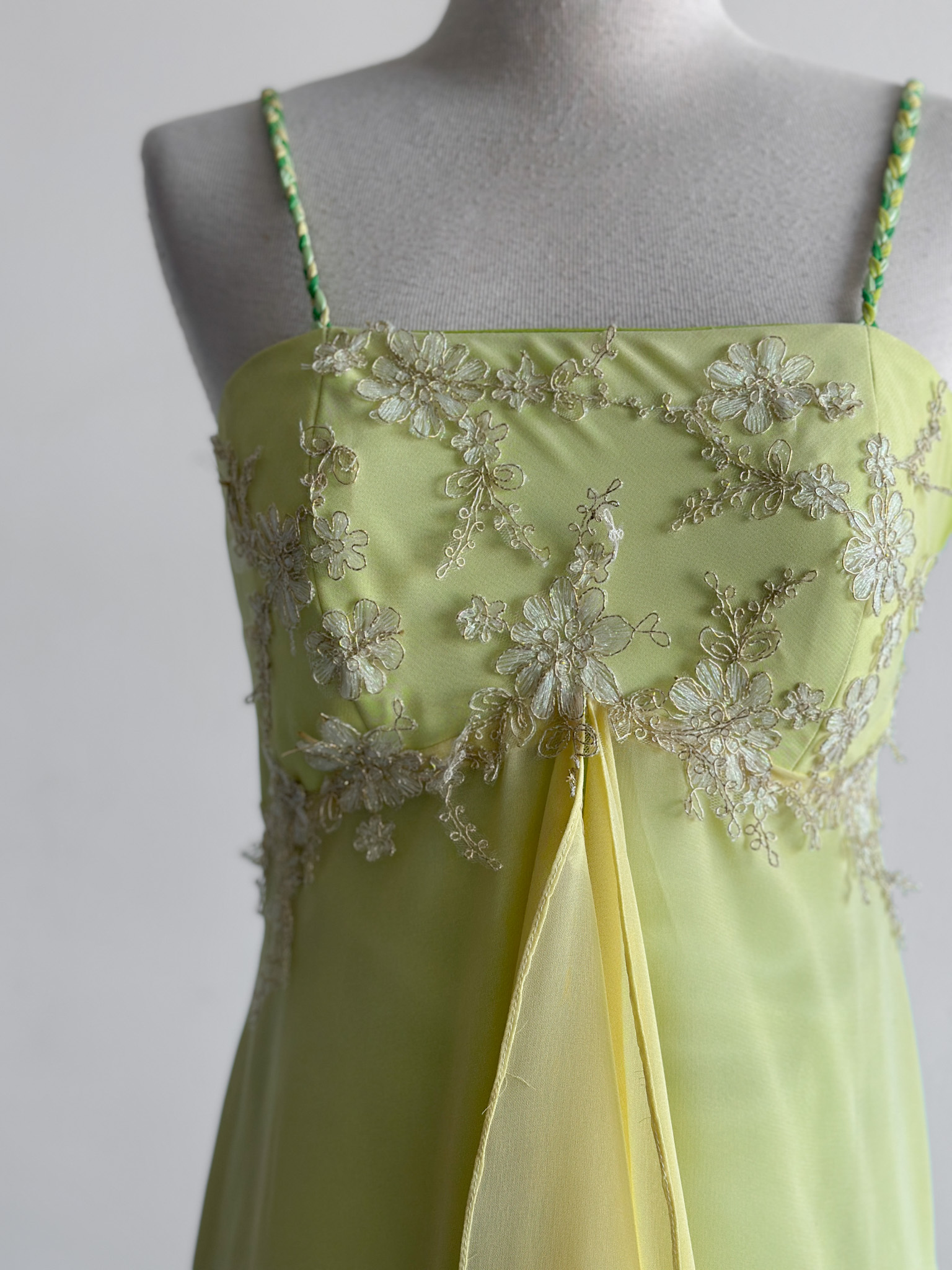 EB825A52-24A6-4CAF-AE77-3D48BA7F954D