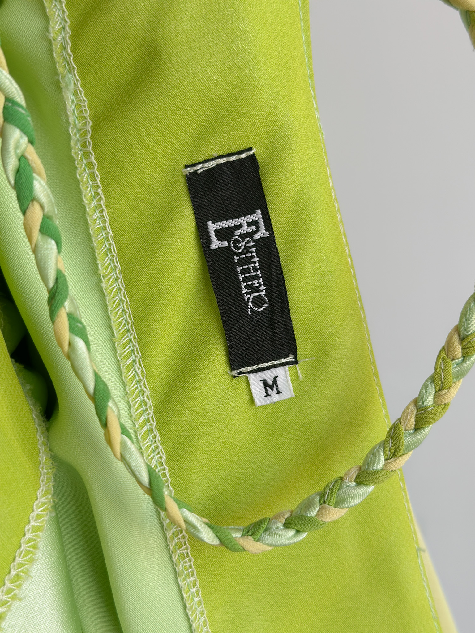 76F2A658-AC6B-4561-935E-1AFAE51D5AE4