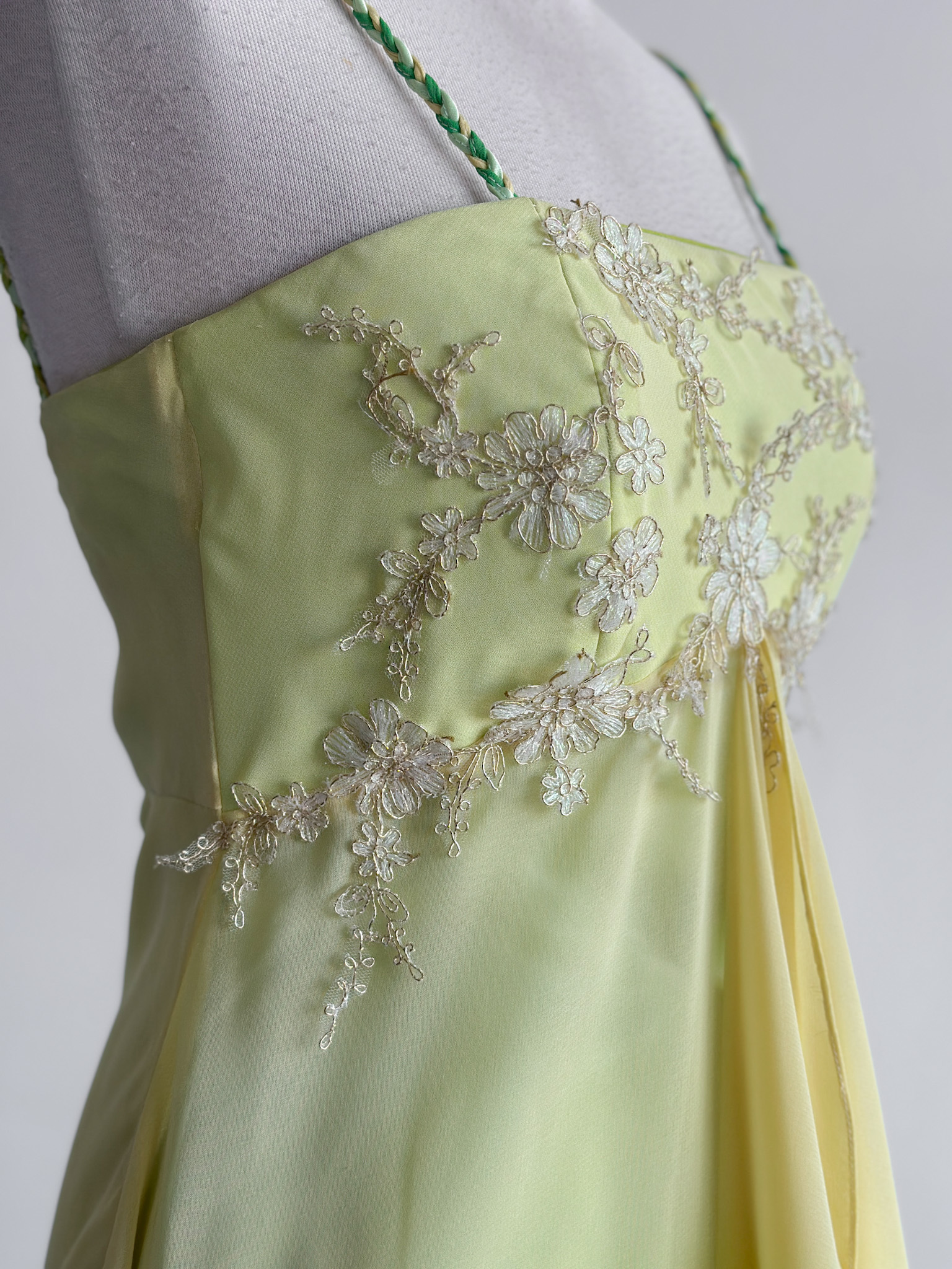 4B9180F1-9DAC-4A1B-94DA-CFEEC9501066