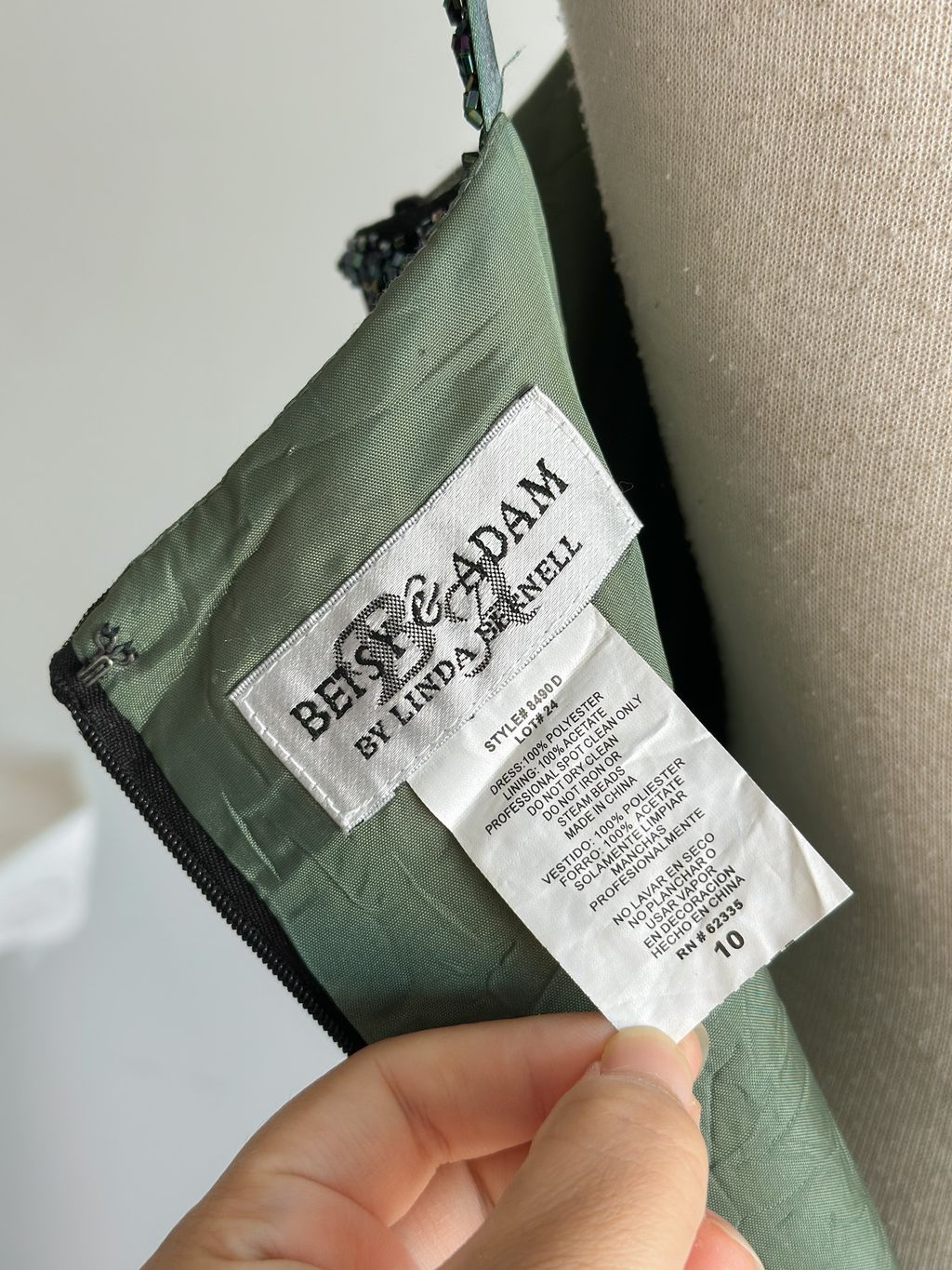 CE05D3DC-61E9-4F22-8912-0812C872FBEB