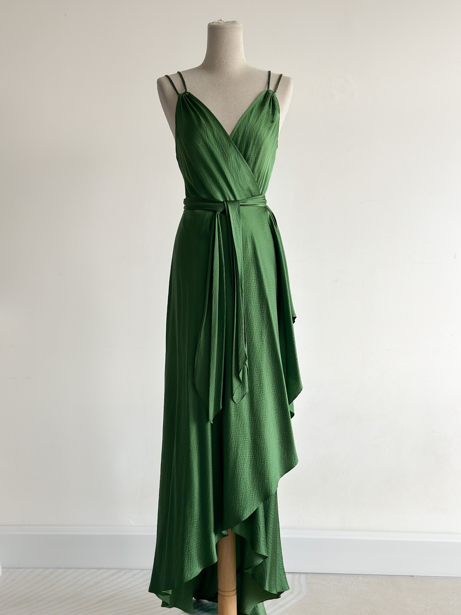 5CD38A13-50F7-4E6B-A5B3-D0A160C8CDF6