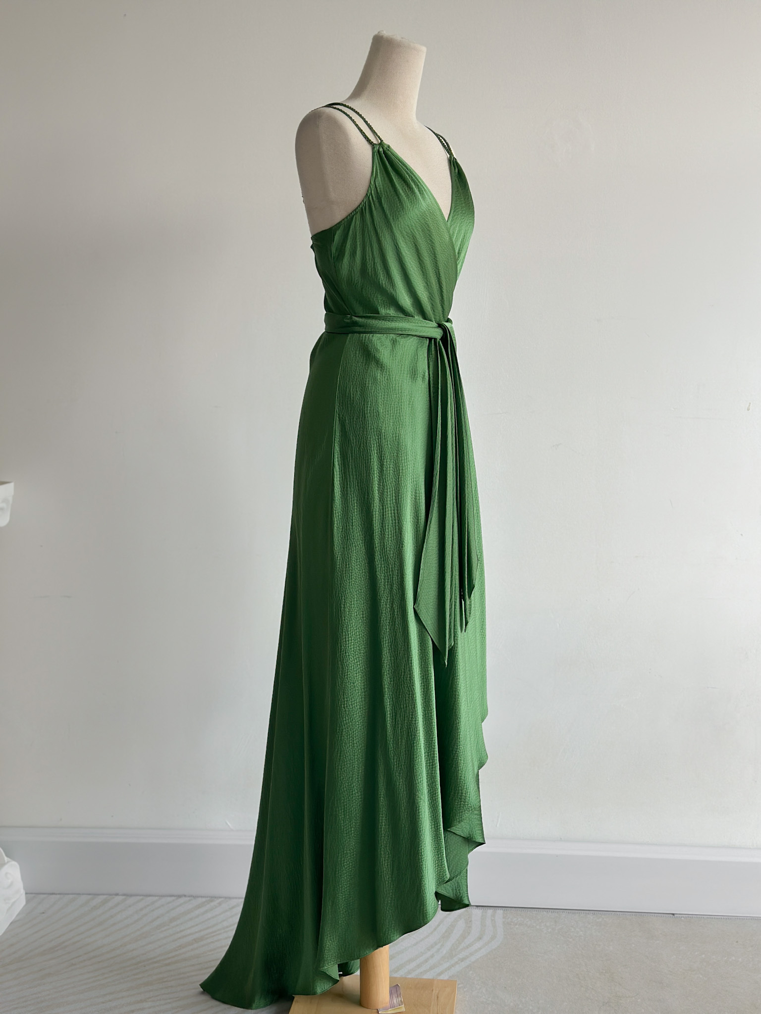 19E67E4E-807D-4D5C-AA75-C55B2E023FBD