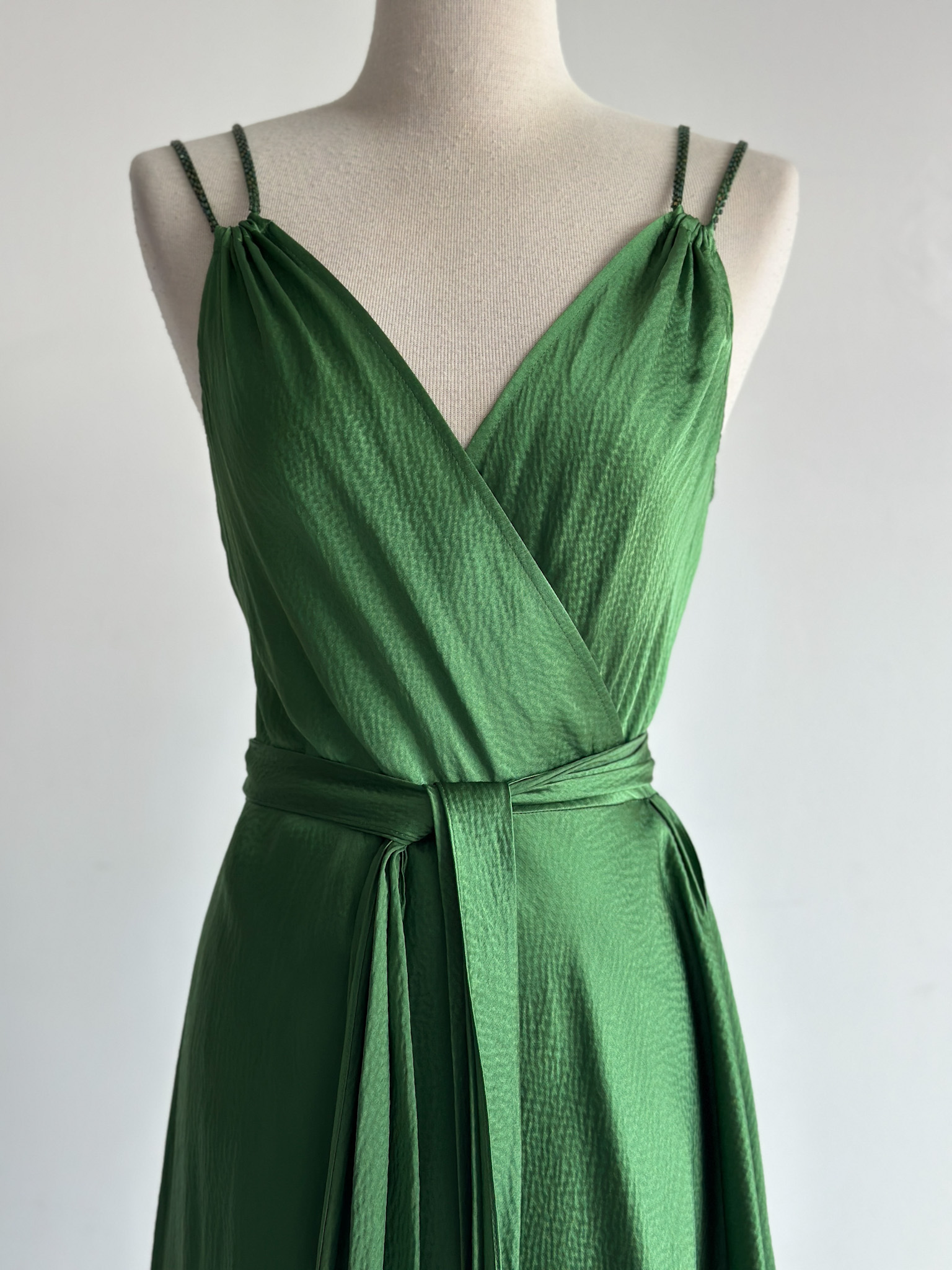 63EC66DE-530B-489D-90C4-7D8890857ED0