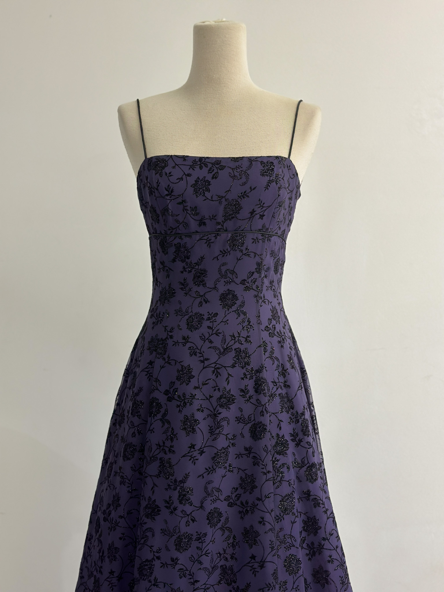 4B43B543-5C39-45EF-82B4-489A281E93E2