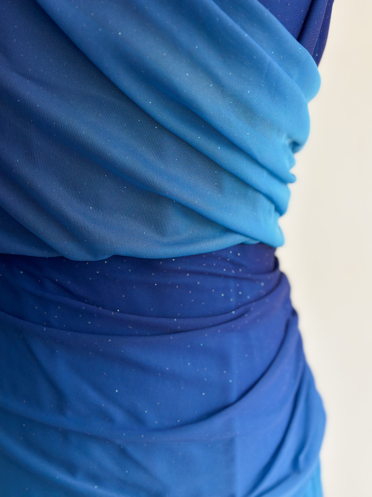 B9D480C4-CE79-4FAB-8D22-B0FAF32A310A