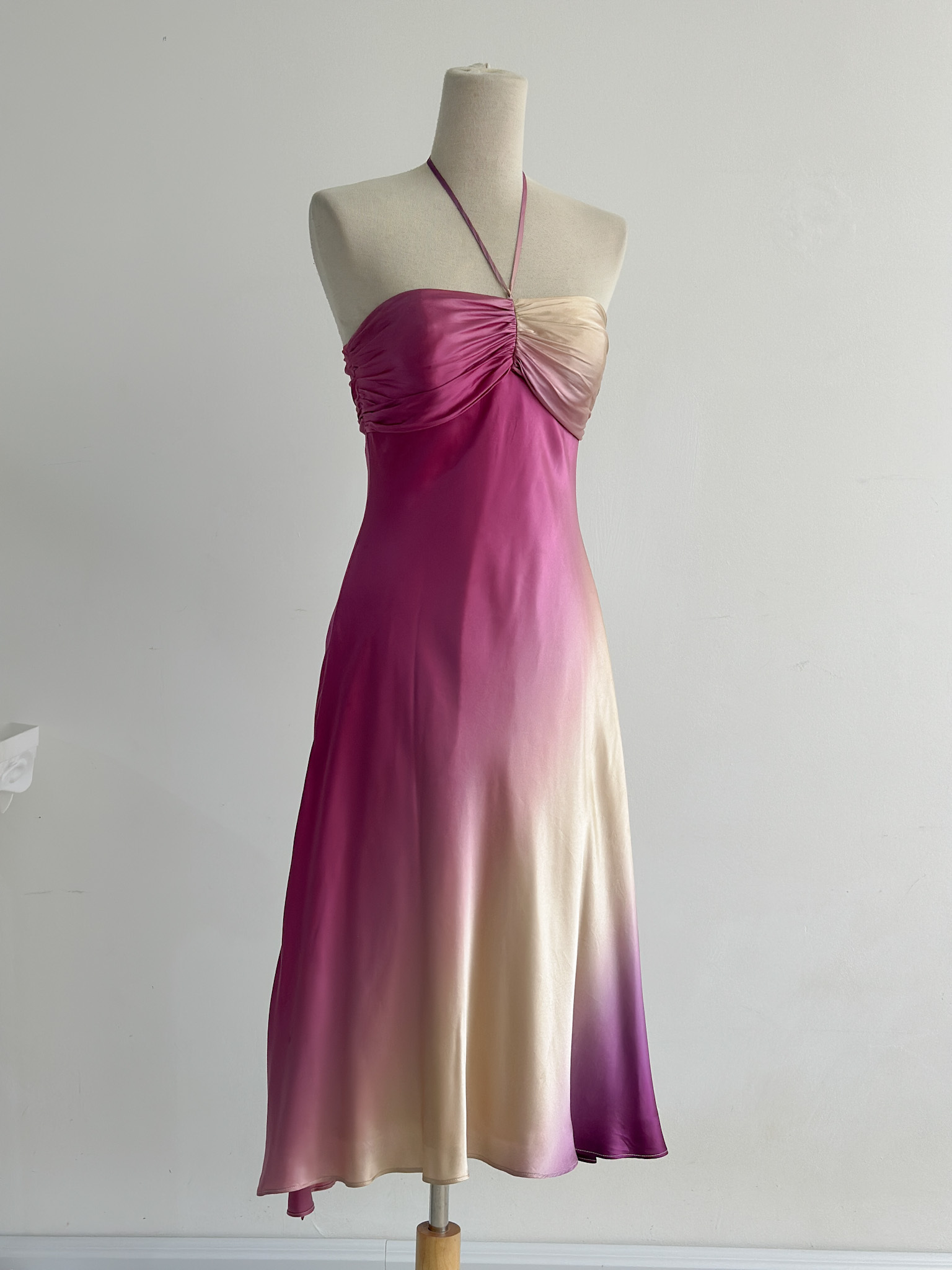 B2491CB7-9A70-4845-9840-F28855FE44FF