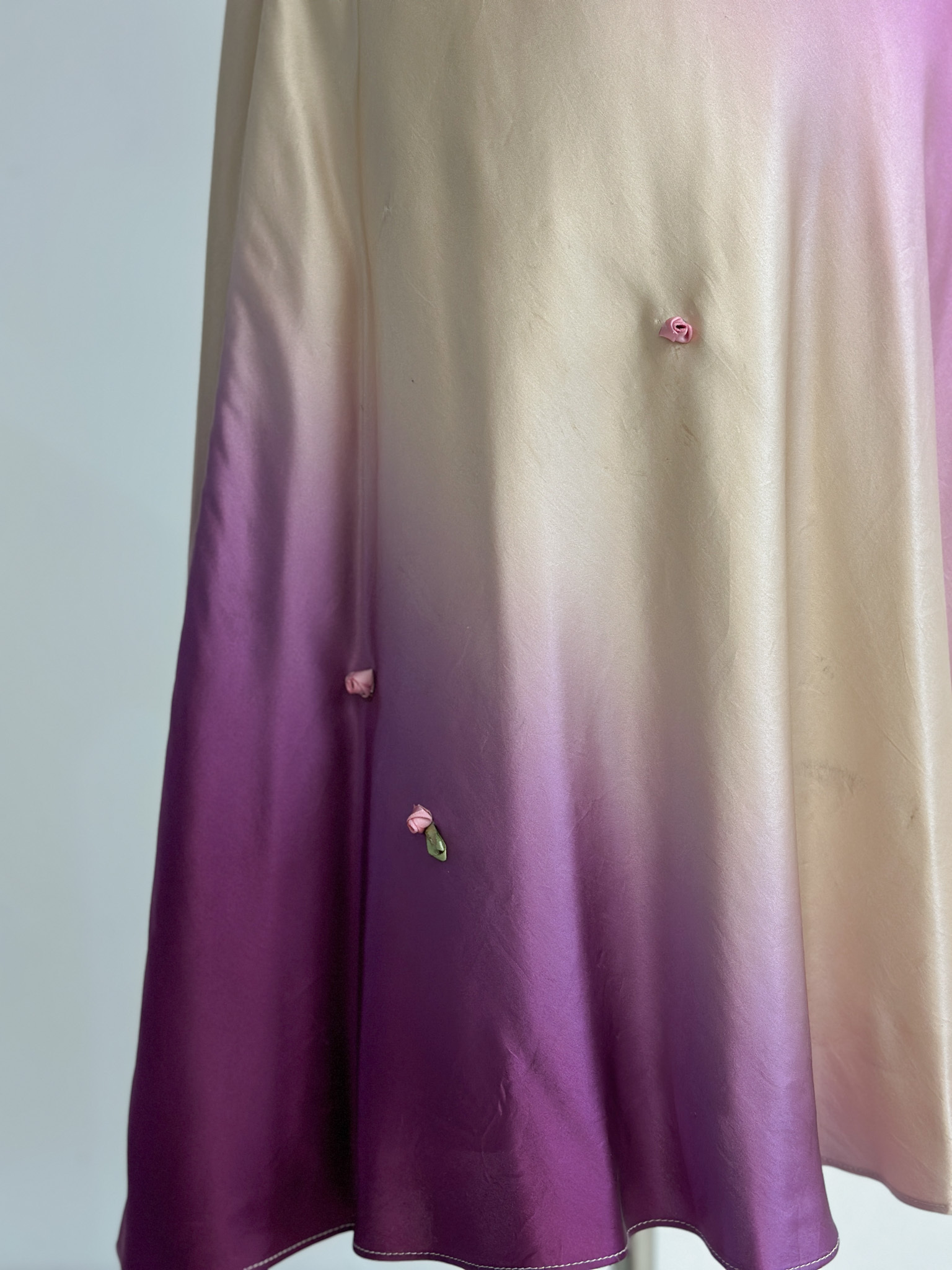 709002F4-AC20-4BB0-A976-A018A6254B19