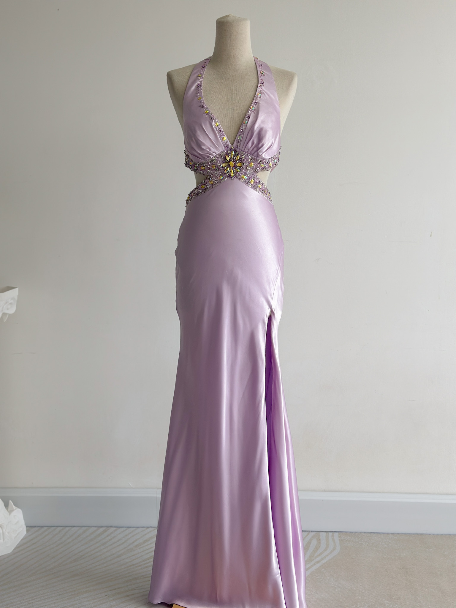 02B76B44-4EFE-45E6-B19E-CBD3C8CA9B65