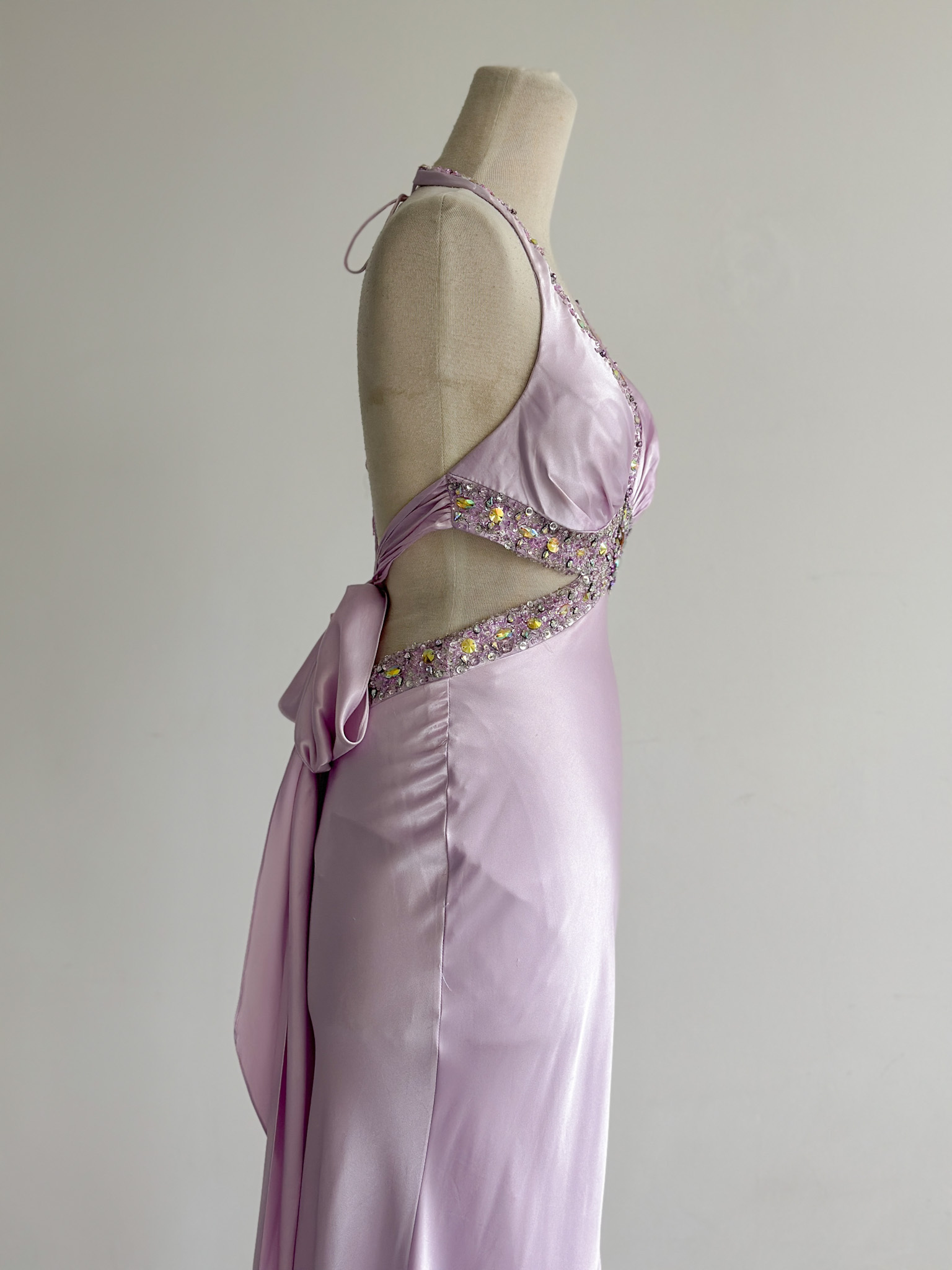 5B5DD181-68CA-44B4-9C5E-8CA83BB8EBFB